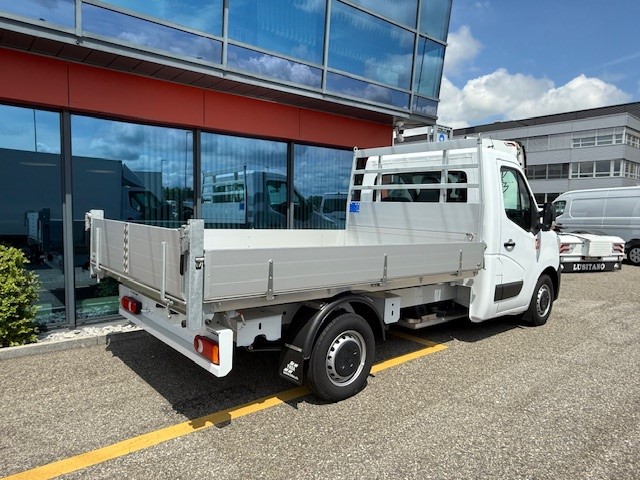 RENAULT Trucks Master E-Tech 35 EV 52kWh L2-image-1