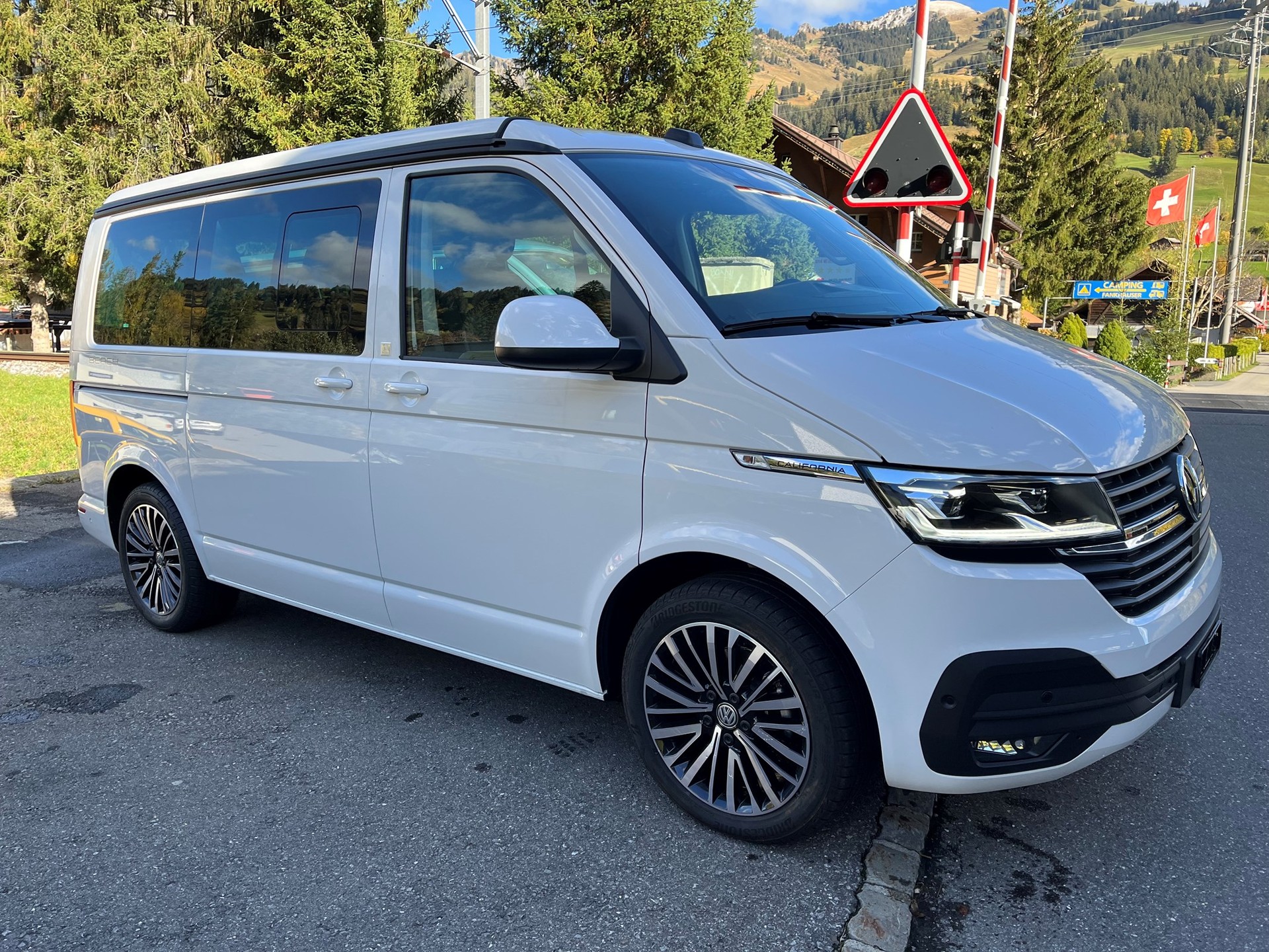VW T6.1 California 2.0TDI Beach Liberty 4Motion DSG-image-4