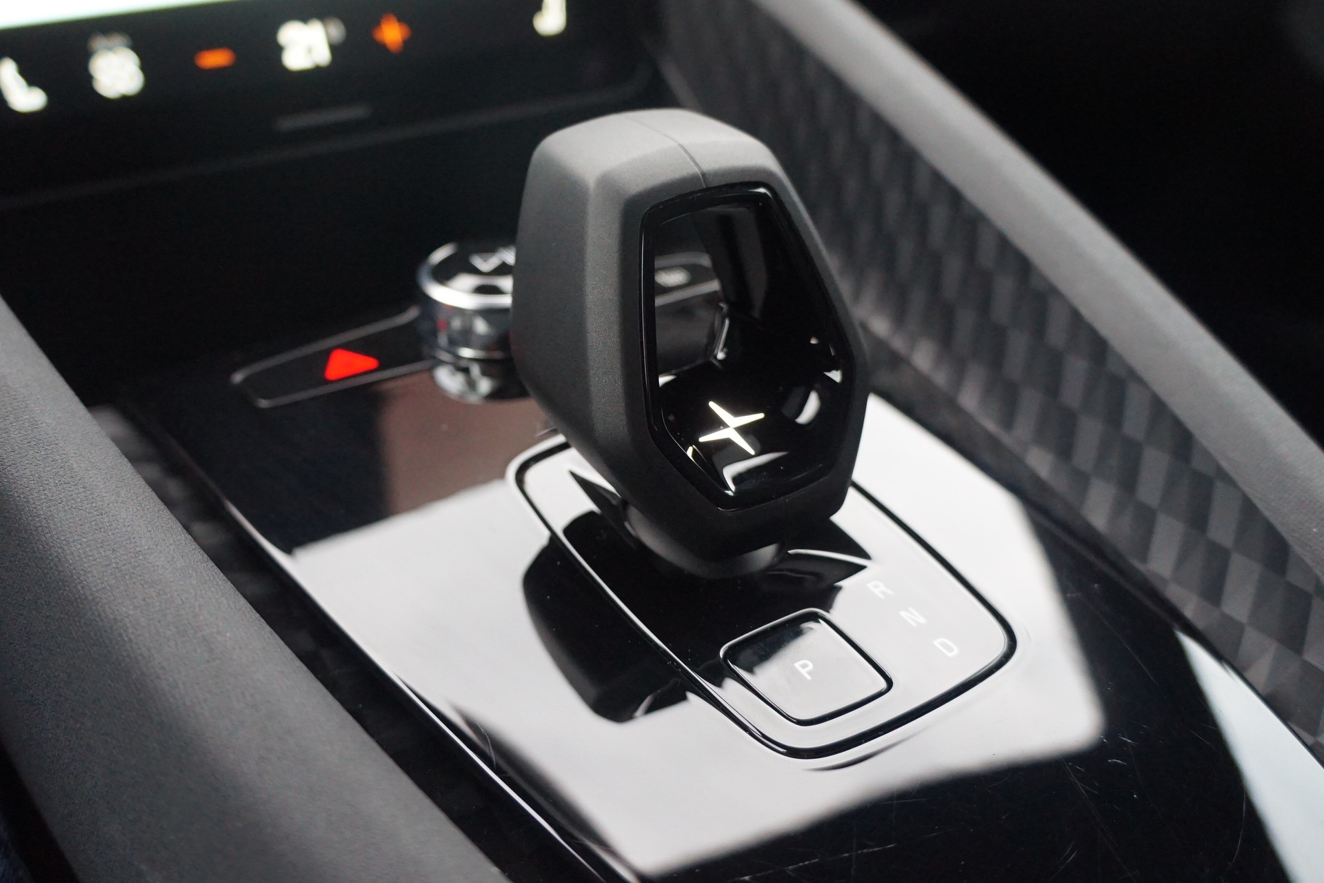 POLESTAR Polestar 2 Long Range Dual 78 kWh MY23  **GARANTIE BIS 07.2030 **-image-15