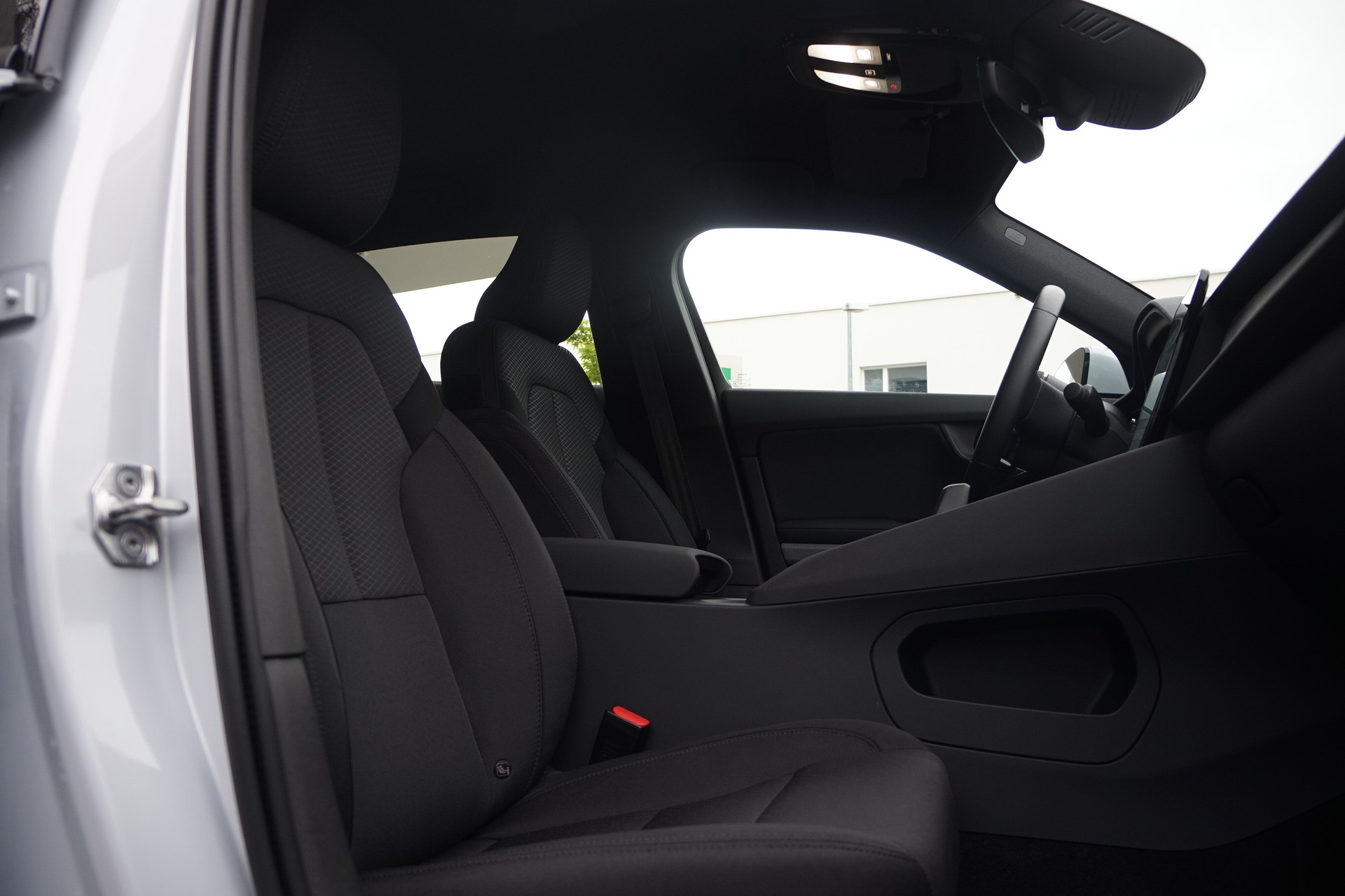 POLESTAR Polestar 2 Long Range Dual 78 kWh MY23  **GARANTIE BIS 07.2030 **-image-10