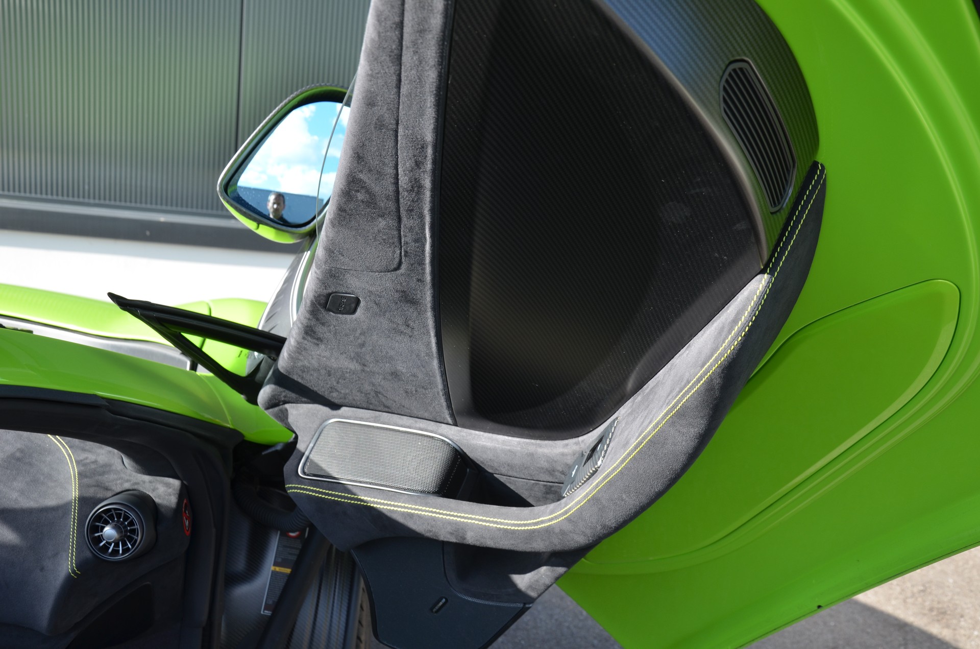 McLAREN 675LT Spider 3.8 V8 SSG-image-20