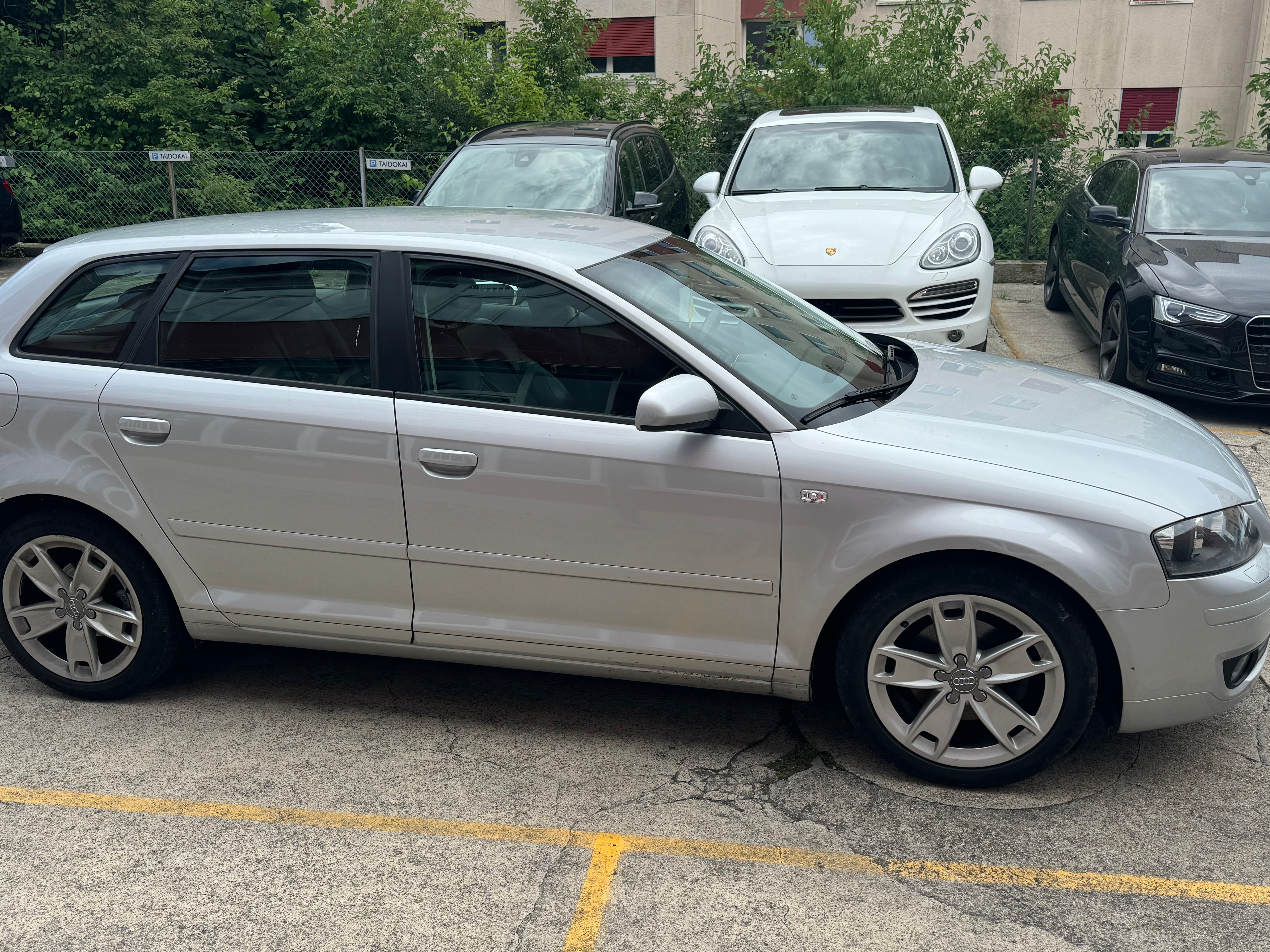 AUDI A3 Sportback 1.8 Turbo FSI Ambition — slika 4