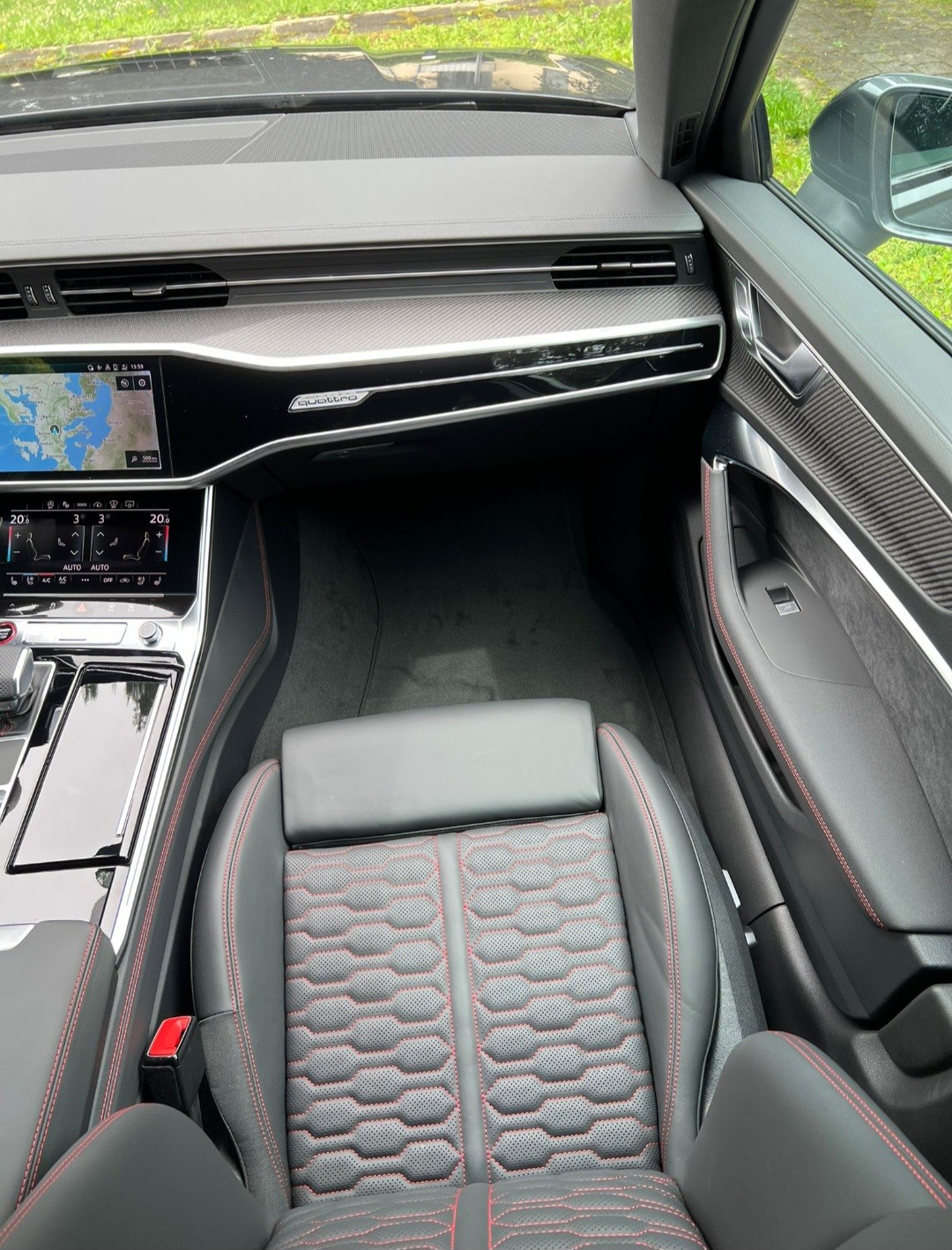 AUDI RS6 Avant 4.0 TFSI V8 Performance quattro-image-10