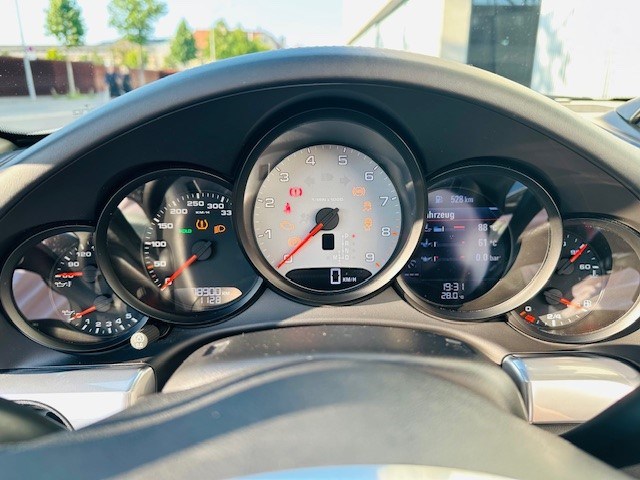 PORSCHE 911 Cabrio Carrera S PDK-image-5