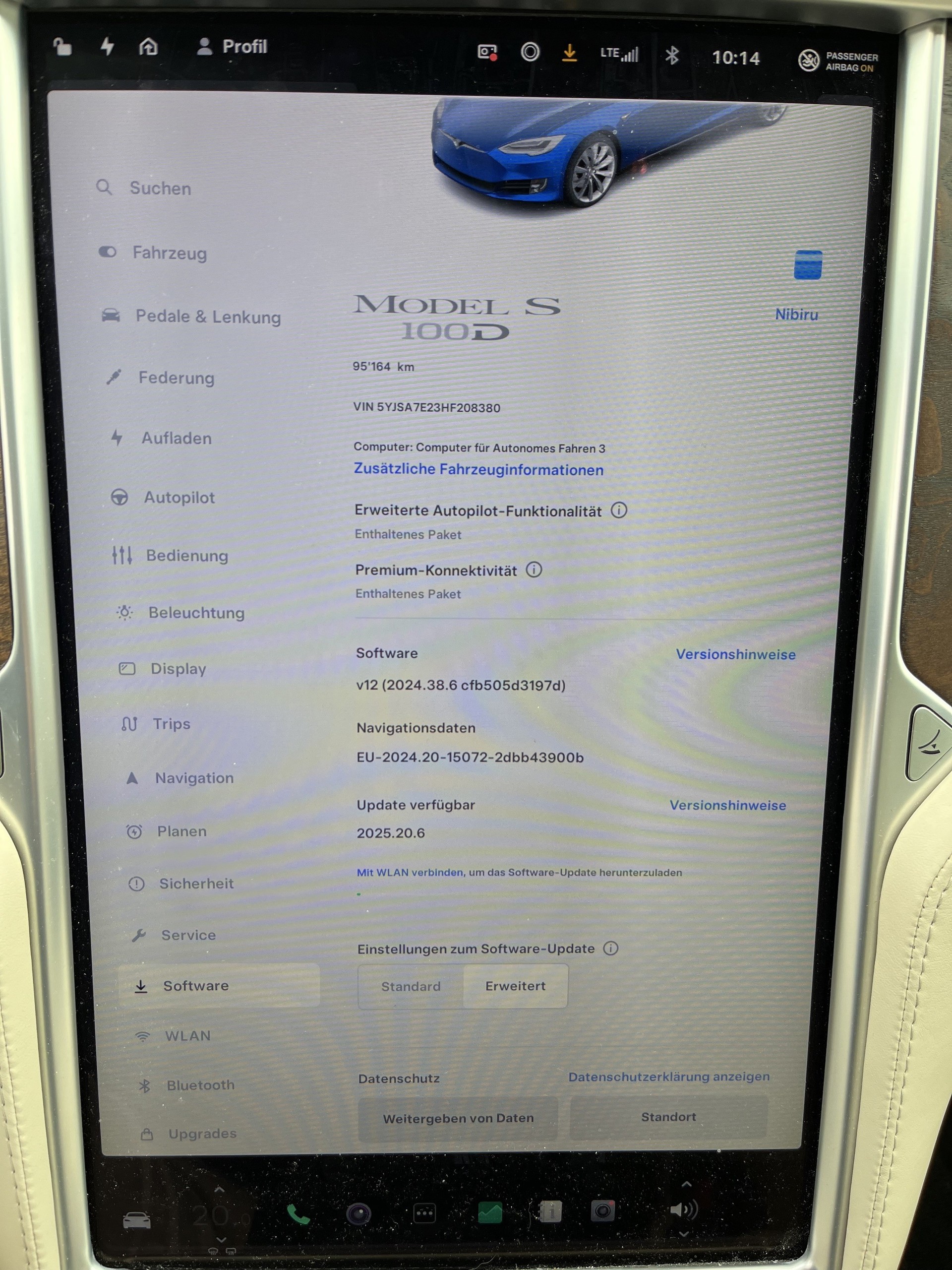 TESLA Model S 100 D-image-11