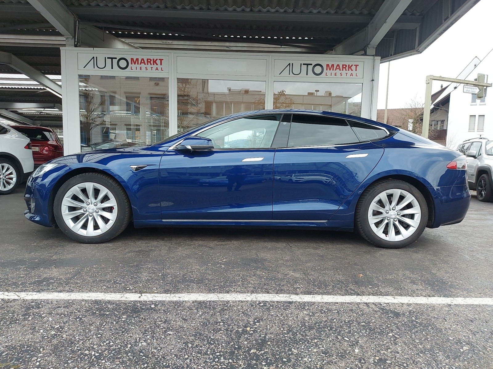 TESLA Model S 100 D-image-1