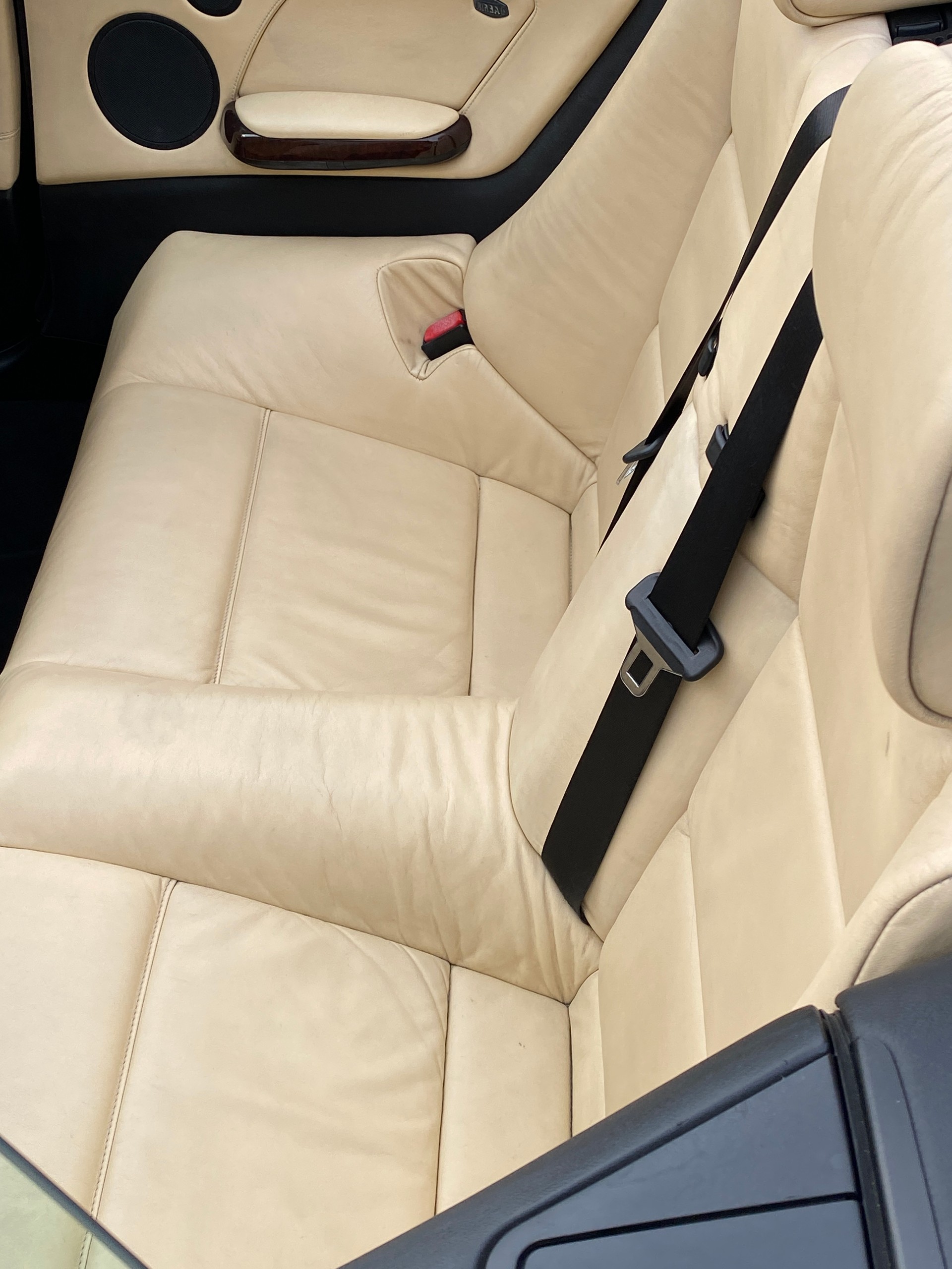 BMW 325Ci Cabriolet-image-4