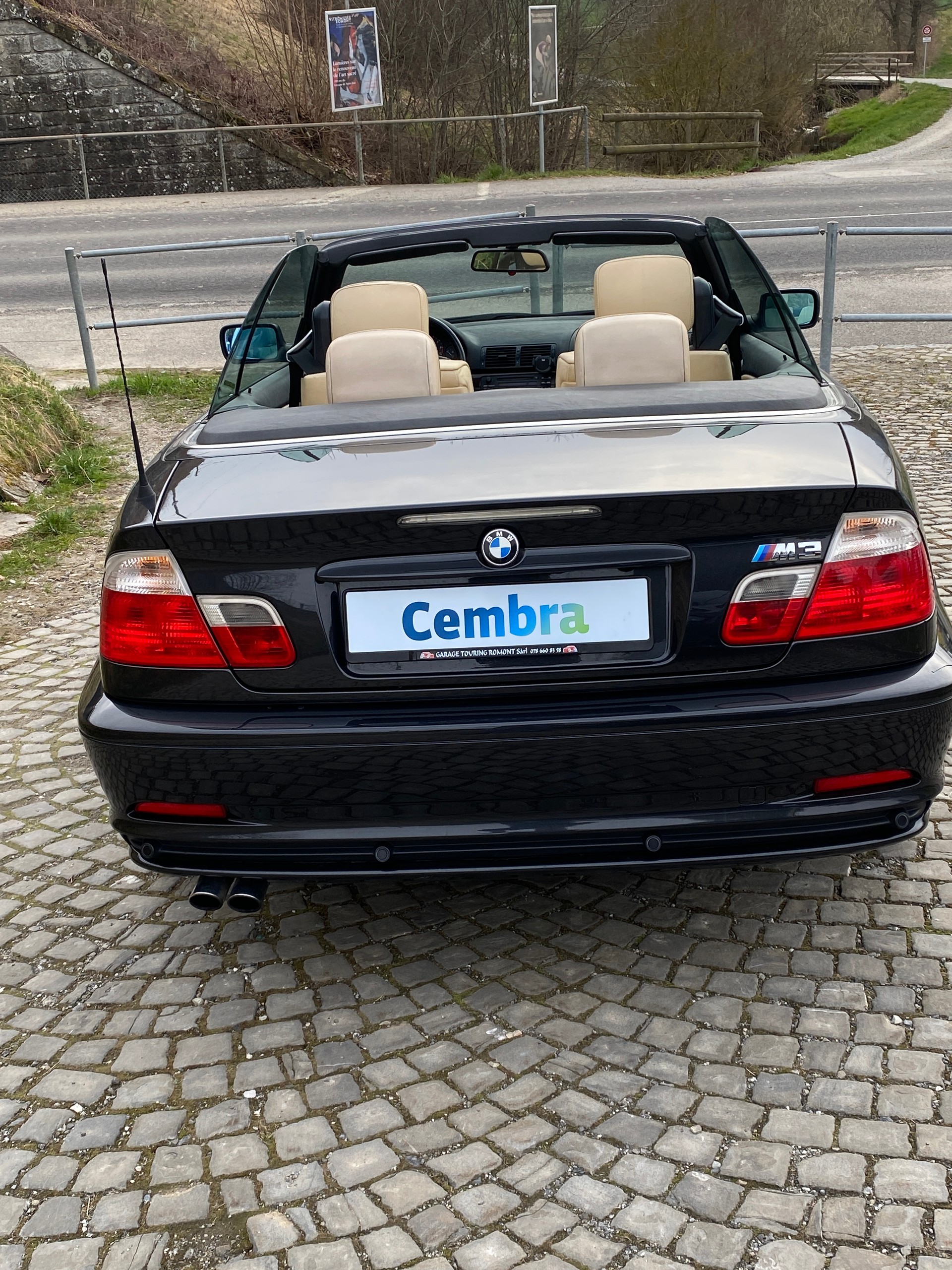 BMW 325Ci Cabriolet-image-6