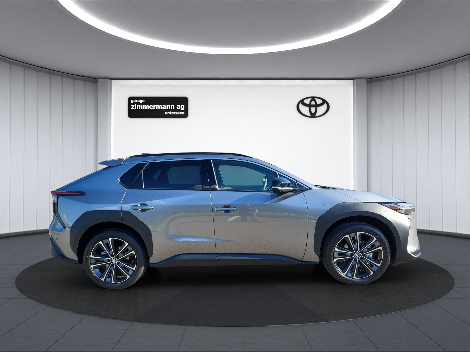 TOYOTA bZ4X Premium AWD-image-3