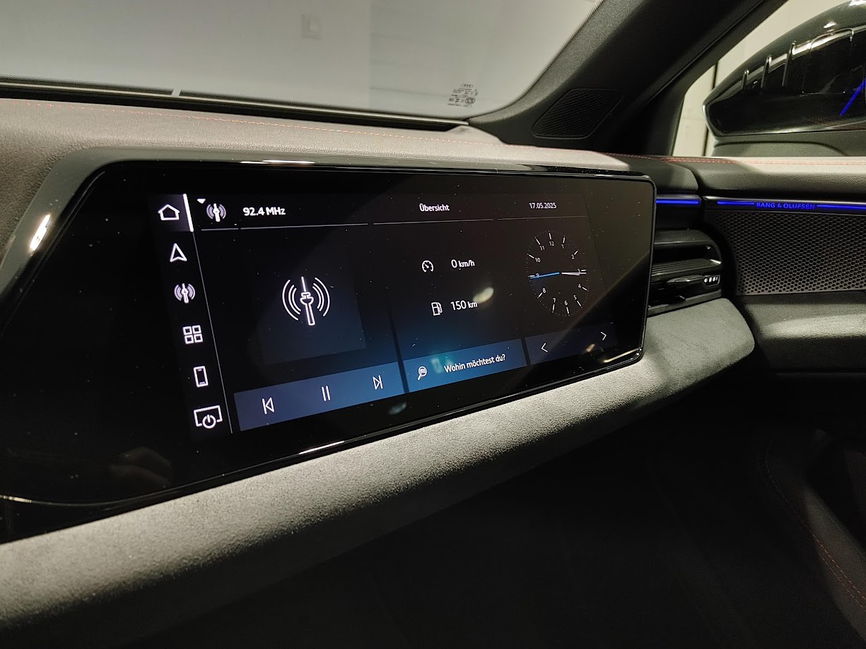 AUDI A6 Avant TFSI quattro 270 kW S tronic-image-9