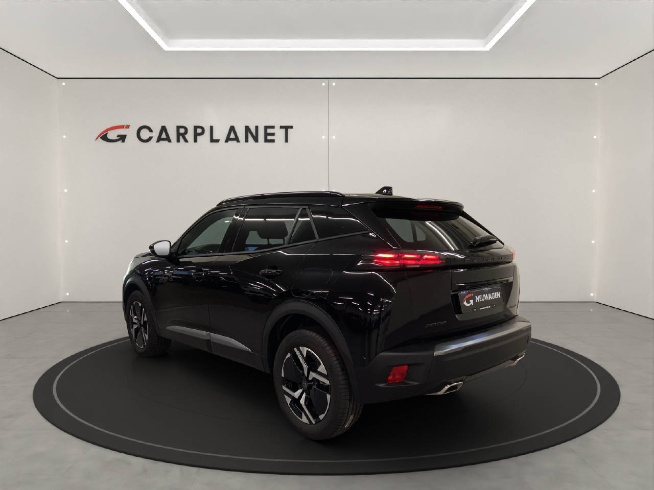 PEUGEOT 2008 1.2 Hybrid Allure Premium-image-2