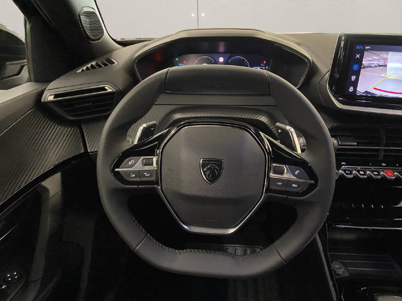PEUGEOT 2008 1.2 Hybrid Allure Premium-image-6