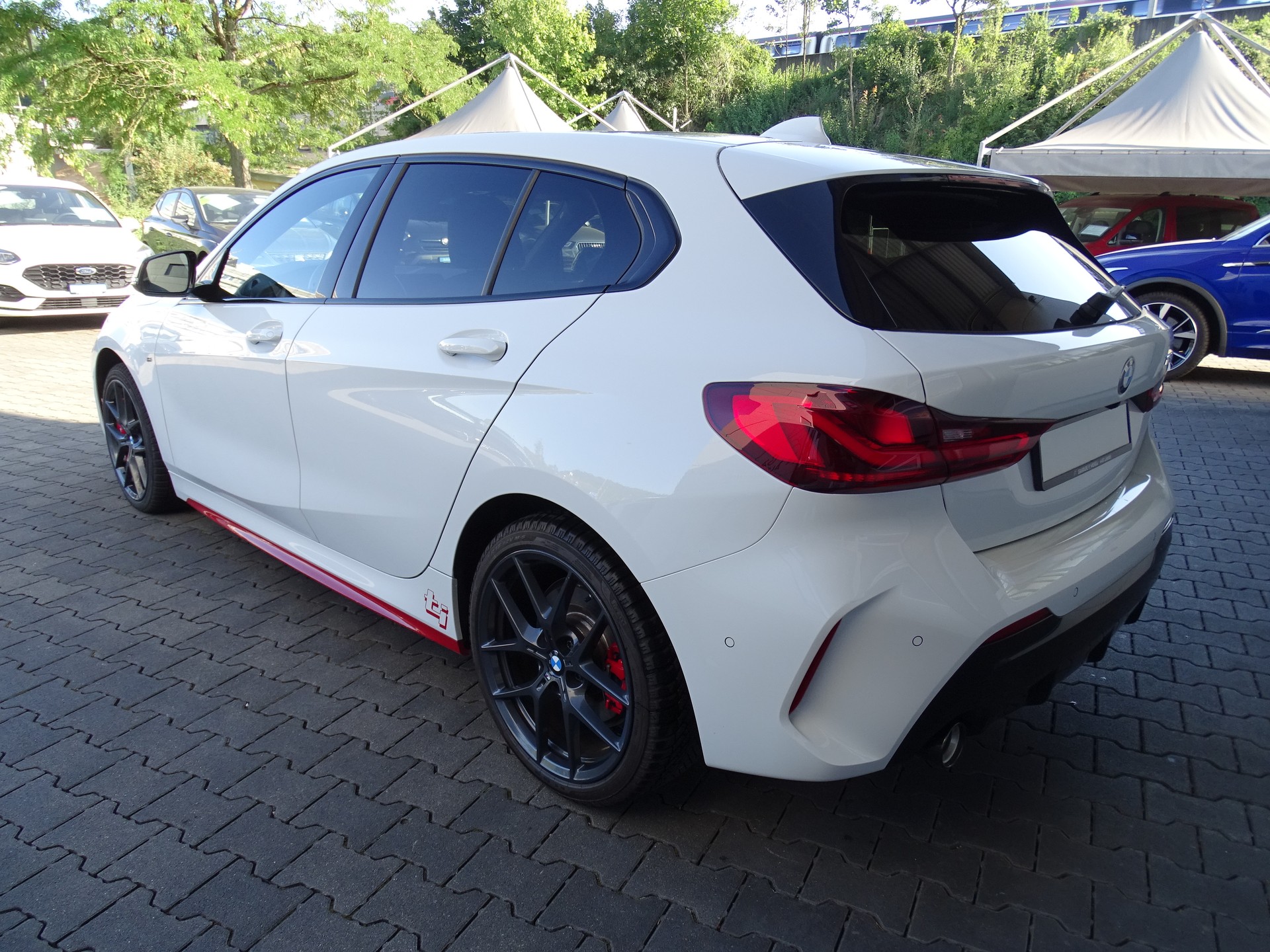 BMW 128ti M Sport Pro Steptronic-image-11