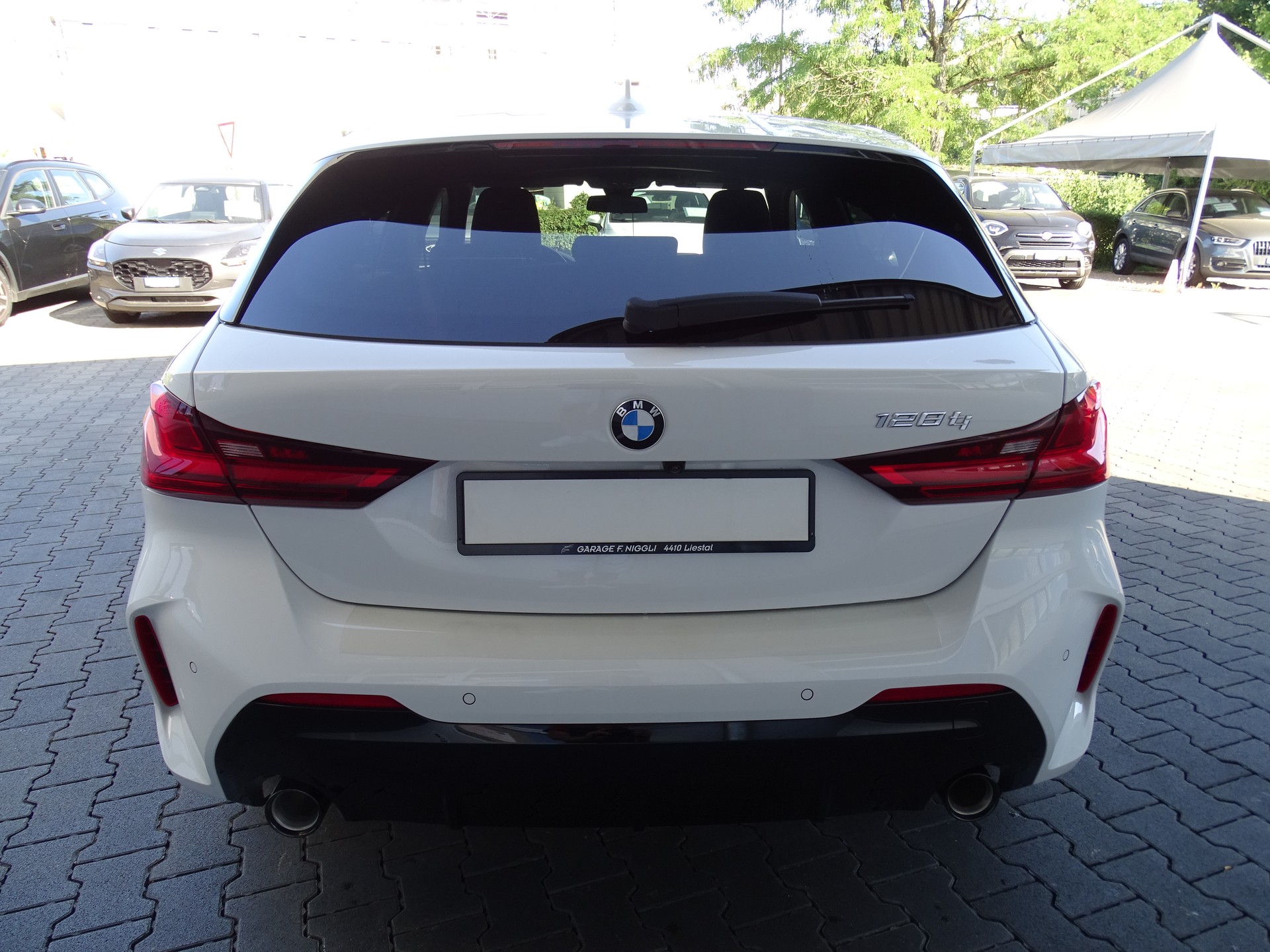BMW 128ti M Sport Pro Steptronic-image-9