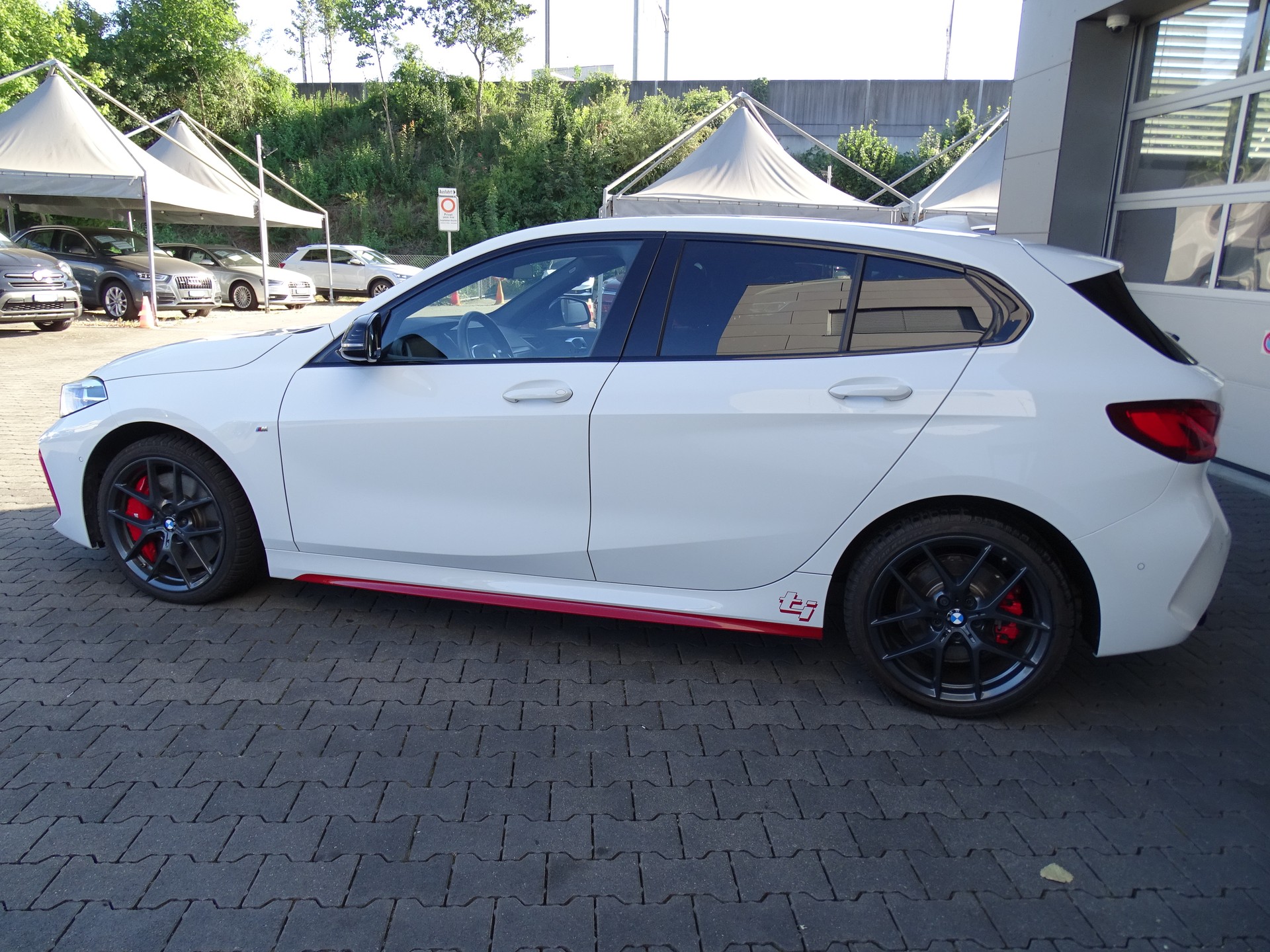 BMW 128ti M Sport Pro Steptronic-image-13