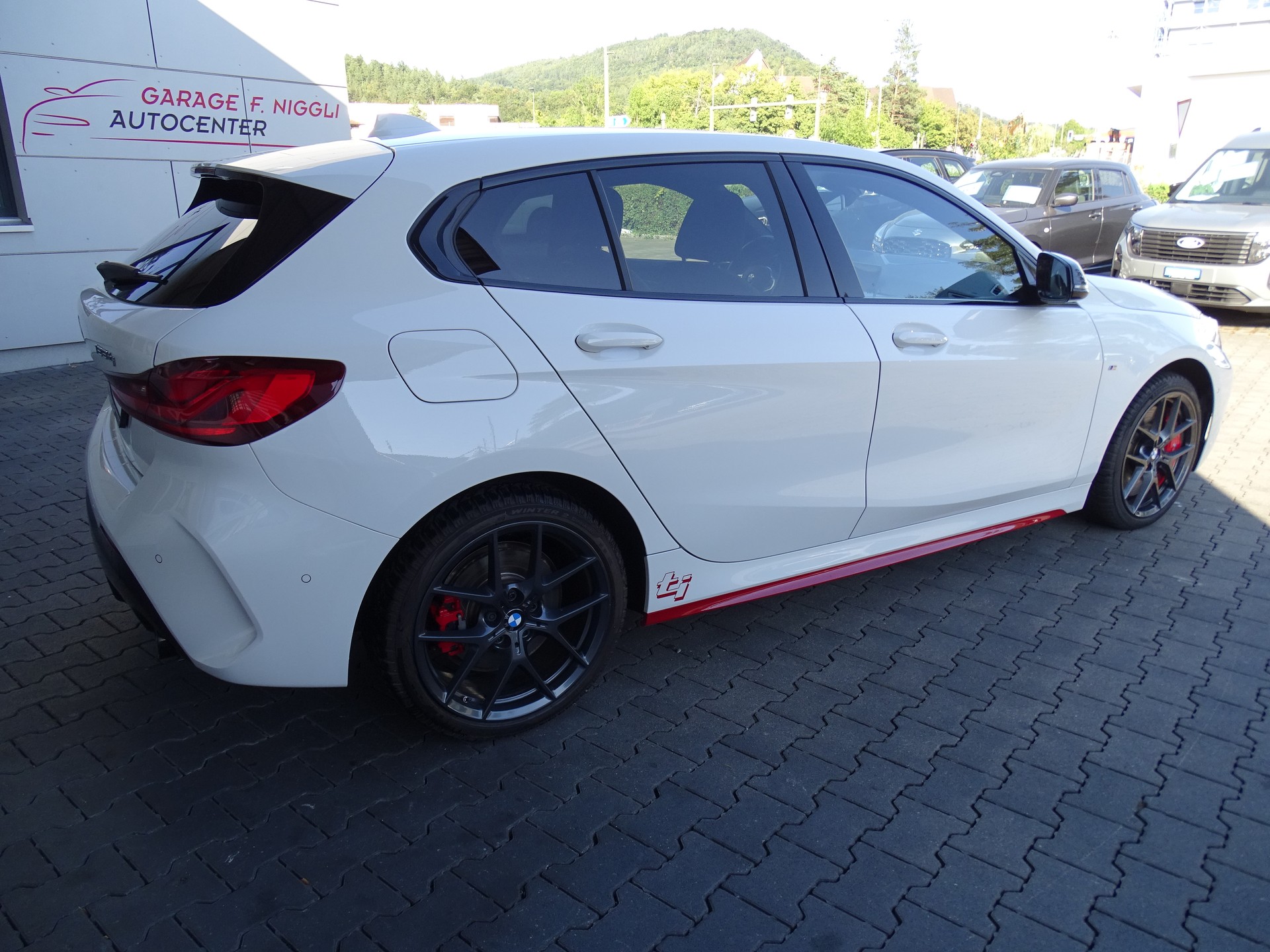 BMW 128ti M Sport Pro Steptronic-image-6