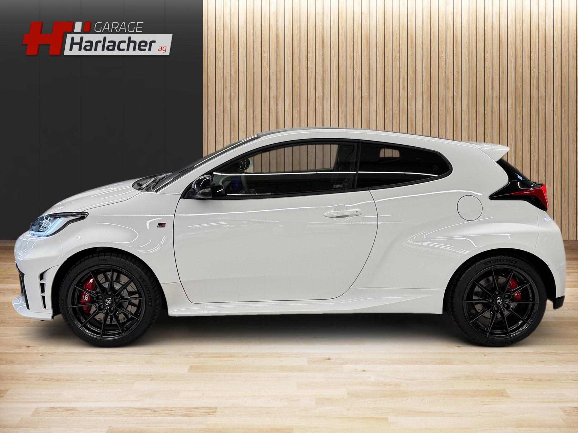 TOYOTA Yaris 1.6 GR Sport A-image-7