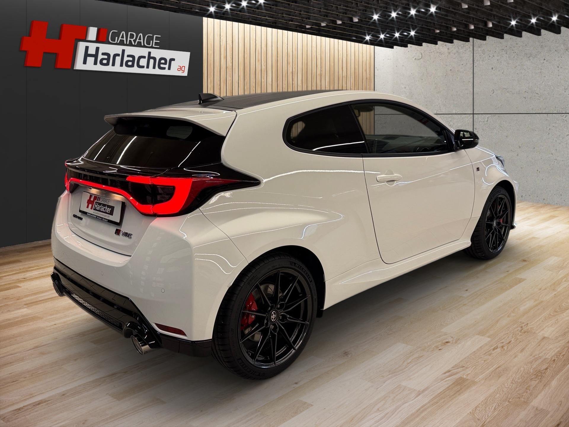 TOYOTA Yaris 1.6 GR Sport A-image-4