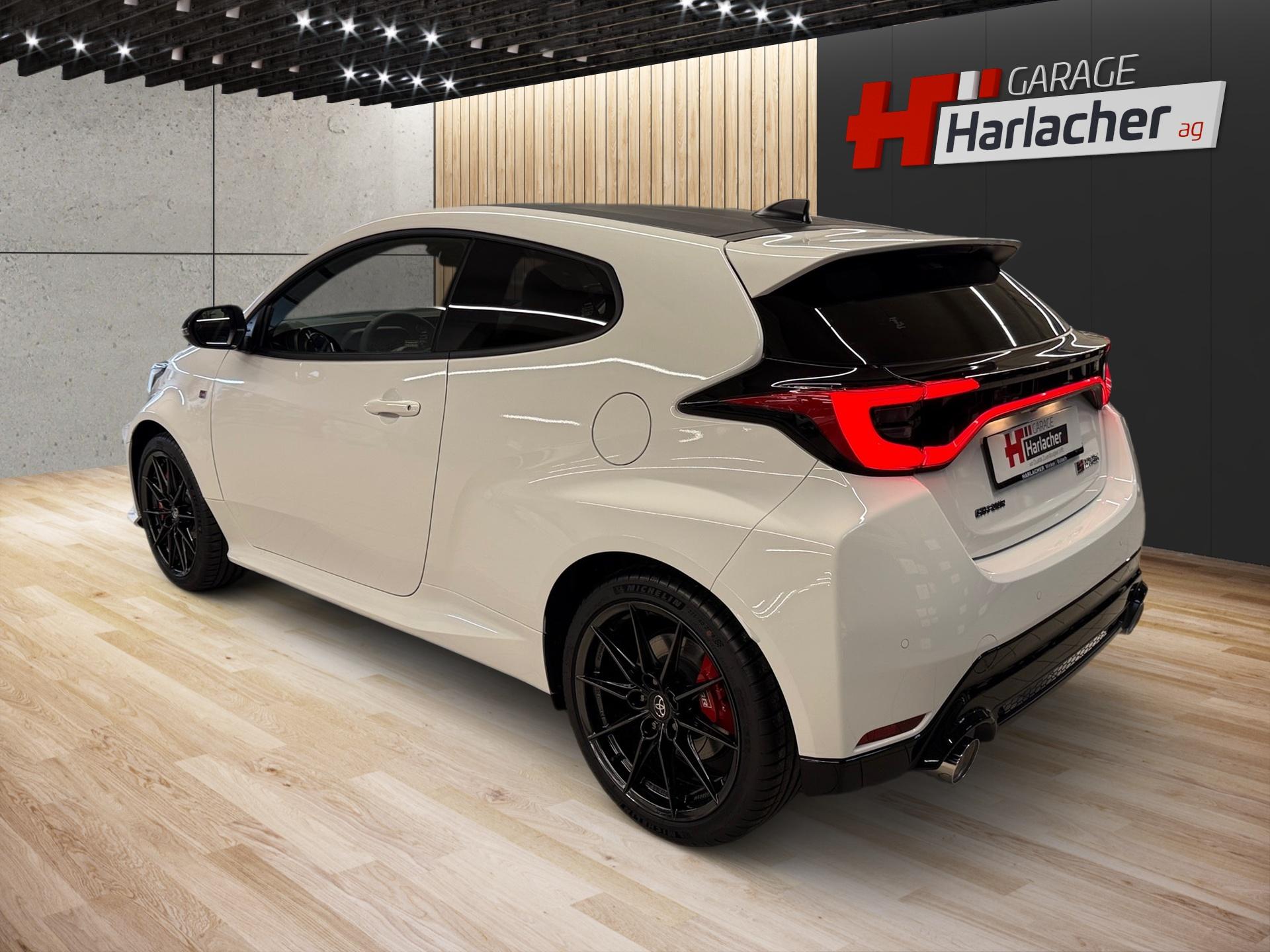 TOYOTA Yaris 1.6 GR Sport A-image-6
