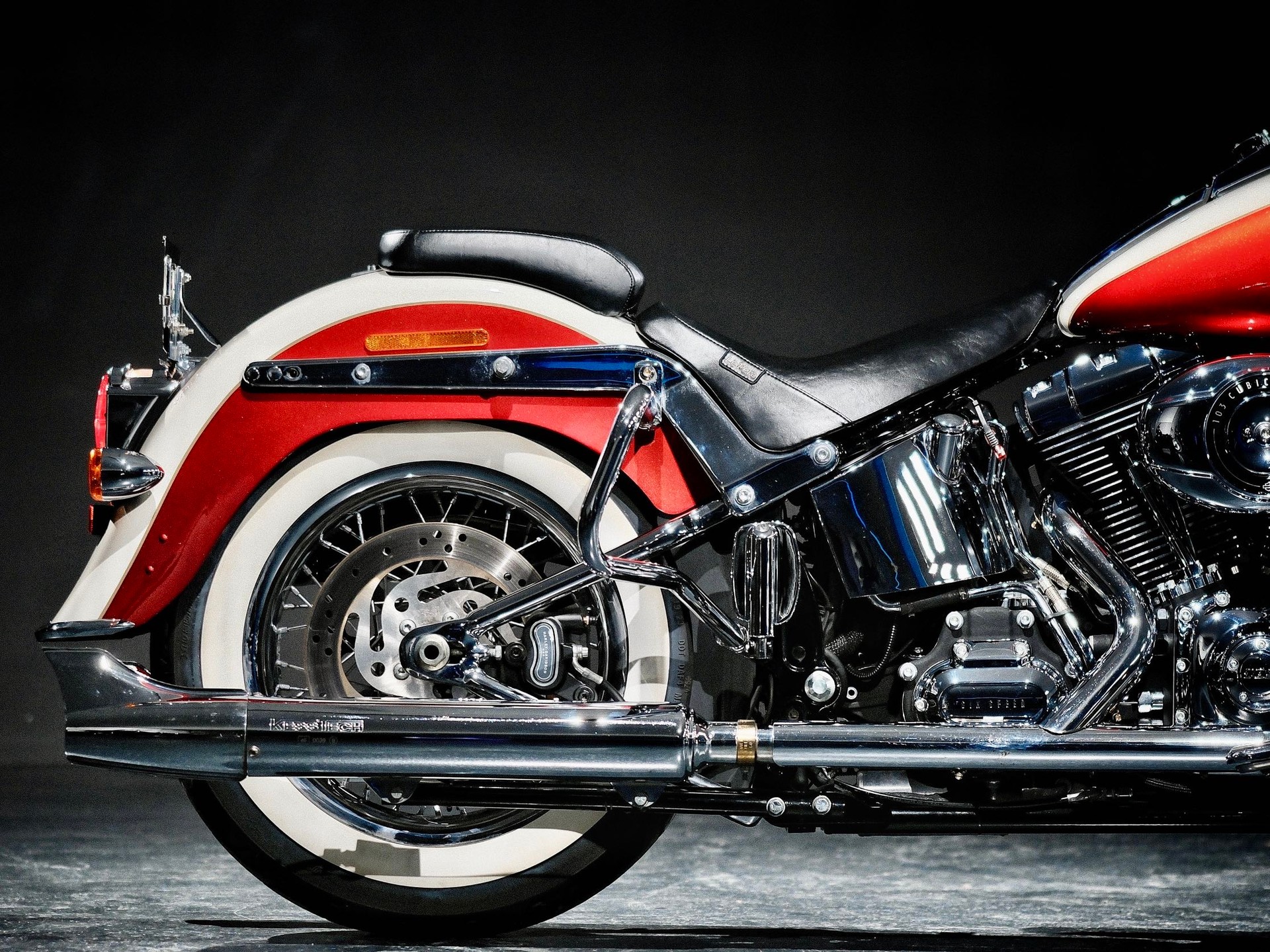 HARLEY-DAVIDSON FLSTN Softail Deluxe ABS-image-6