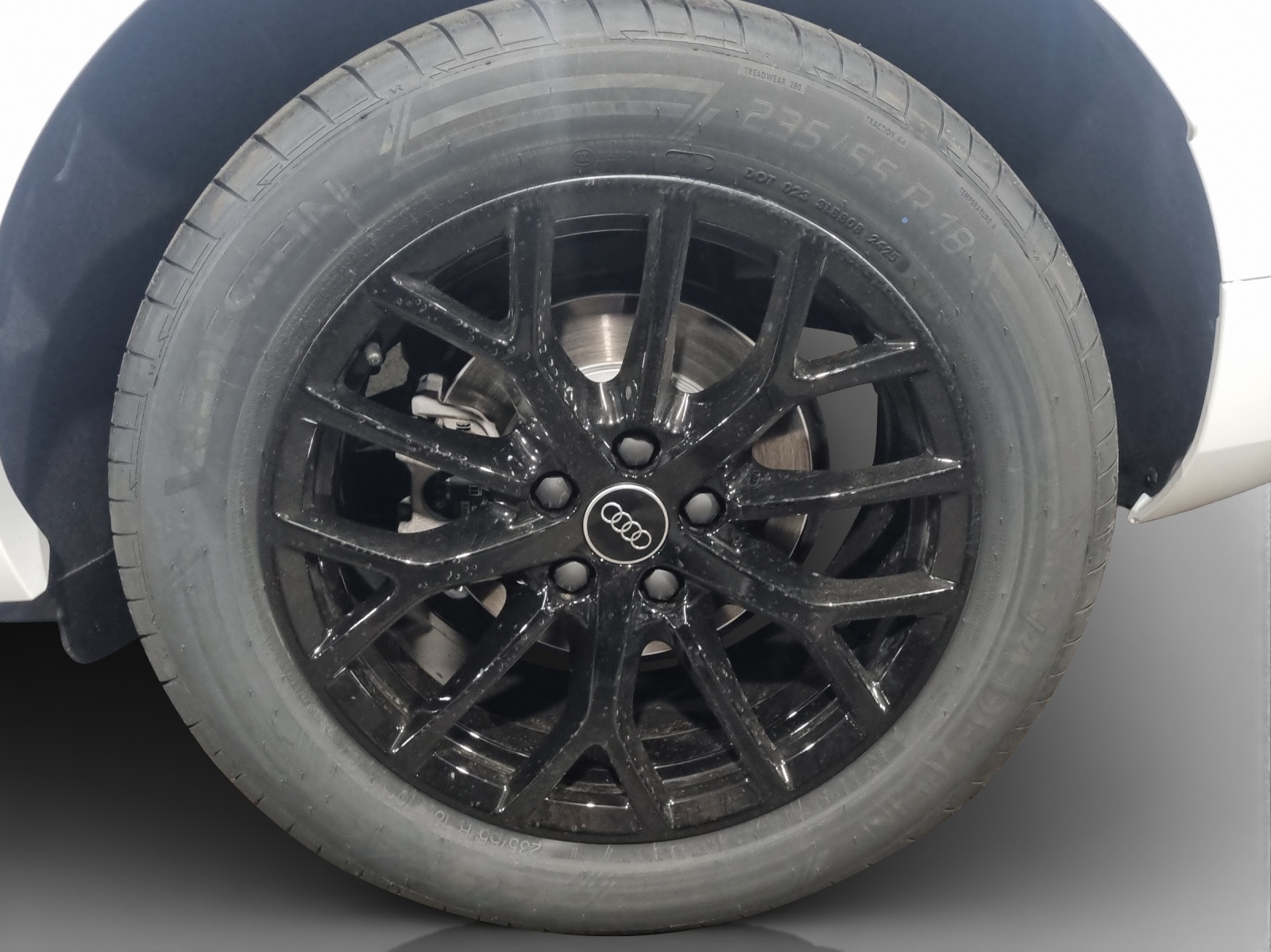 AUDI Q3 SUV 110 kW TFSI S tronic-image-13