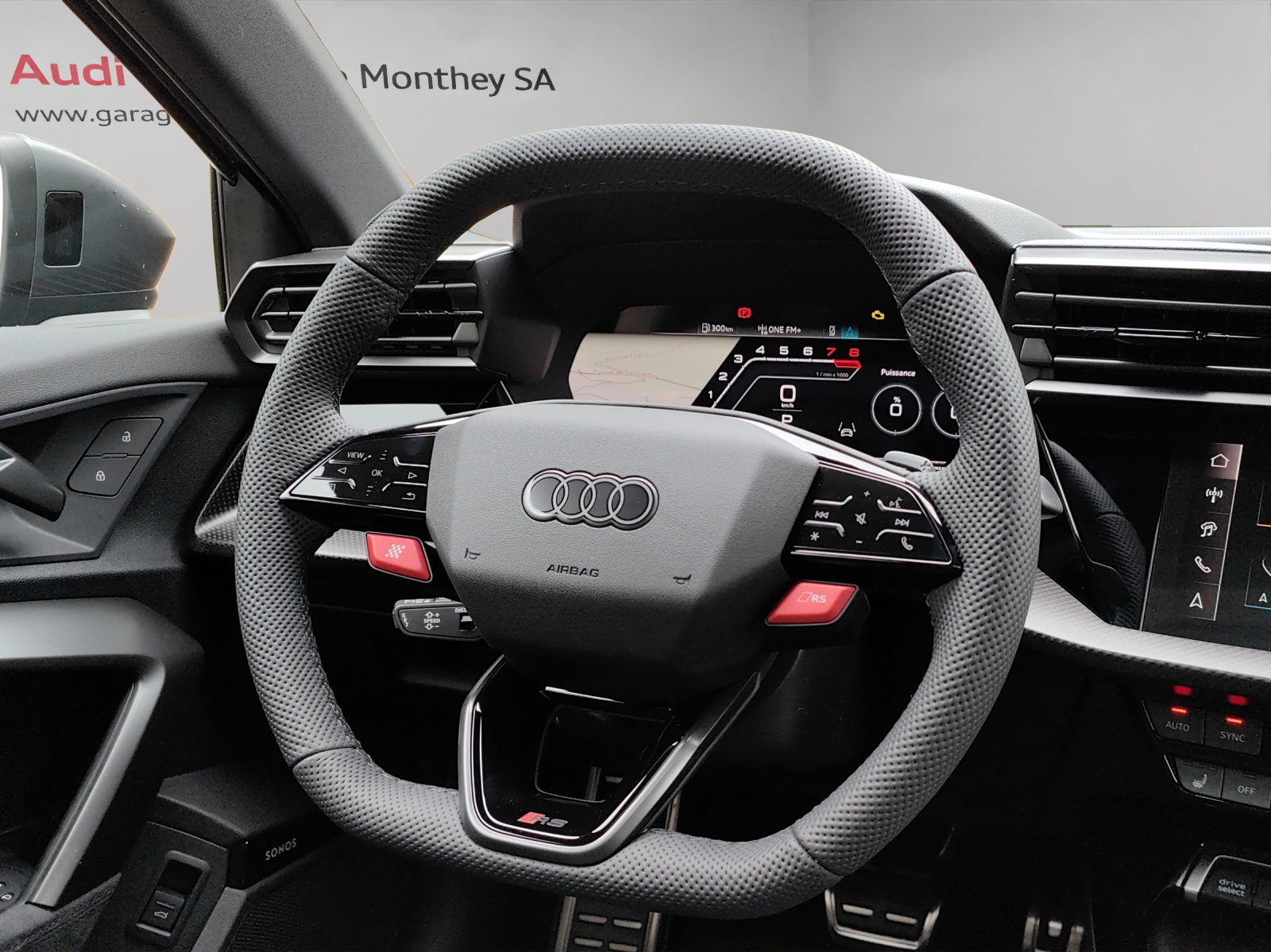AUDI RS3 Sportback 2.5 TSI quattro S-tronic-image-13
