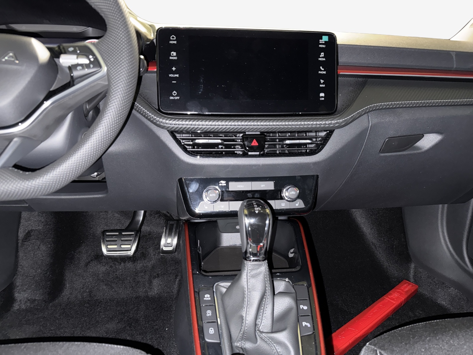 SKODA Fabia 1.0 TSI Monte Carlo DSG-image-10