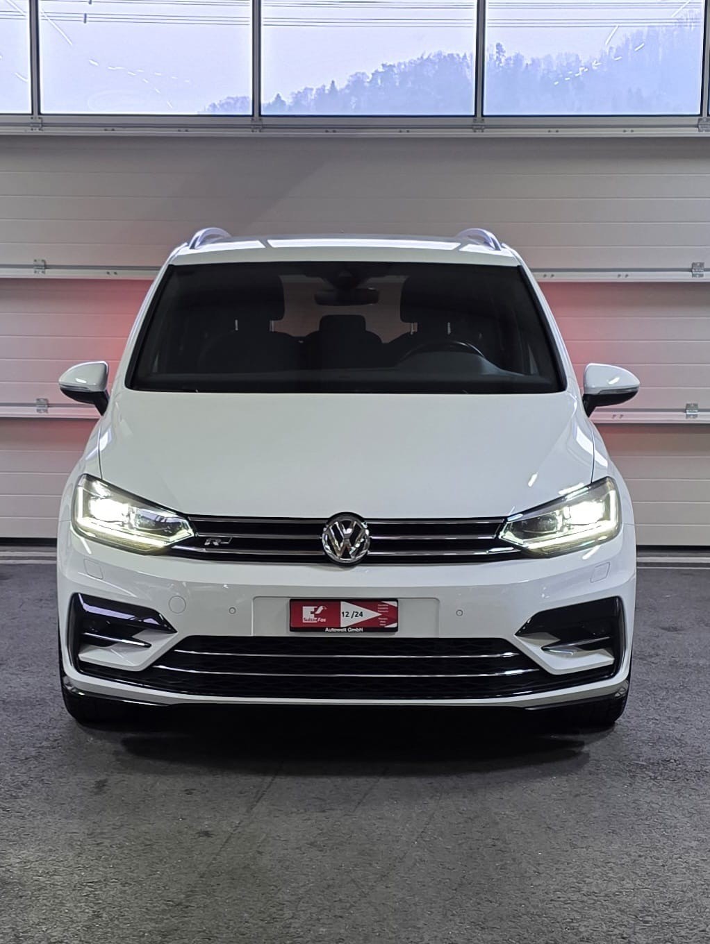VW Touran 1.5 TSI EVO R-Line DSG *7-Plätzer**CH-Fahrzeug* + AHK-image-7