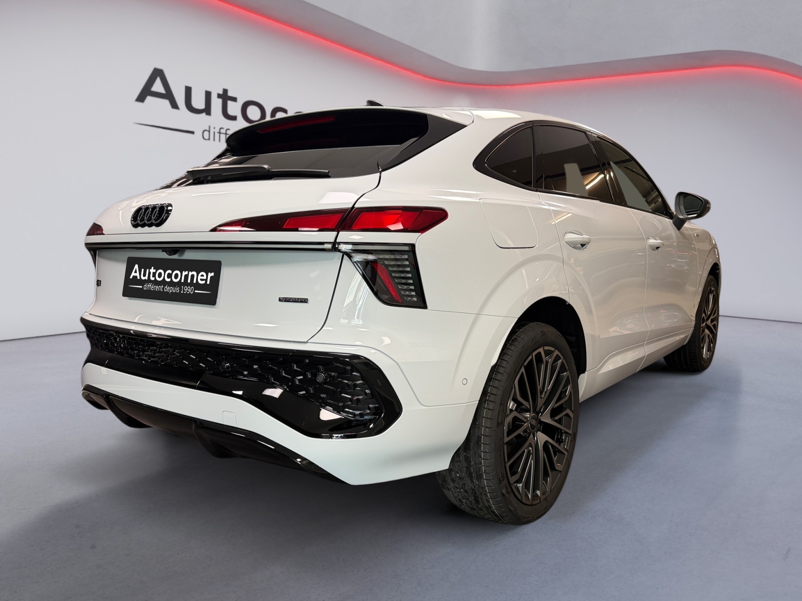 AUDI Q3 Sportback TFSI quattro 150 kW S tronic-image-4