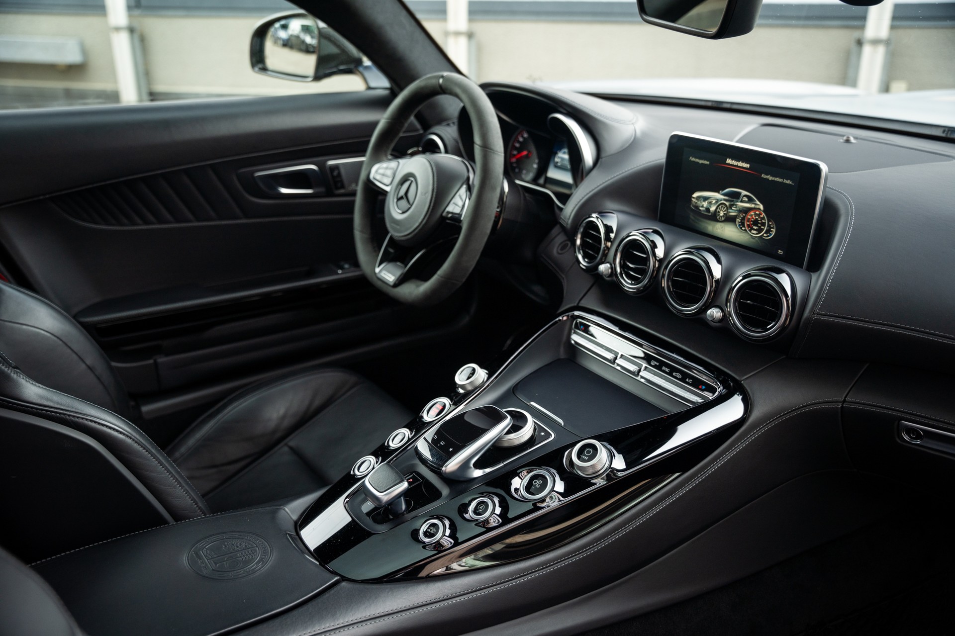 MERCEDES-BENZ AMG GT S Speedshift DCT-image-10