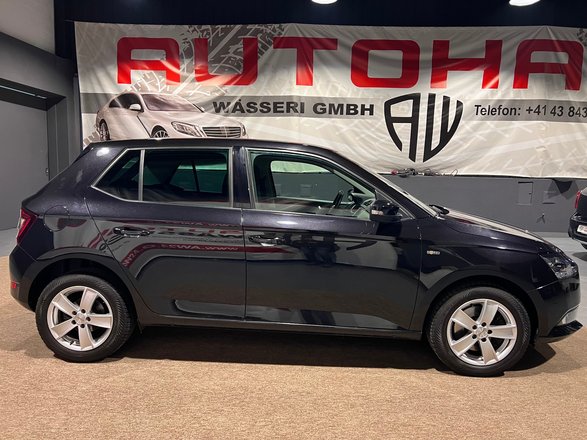 SKODA Fabia 1.0 TSI Drive-image-1