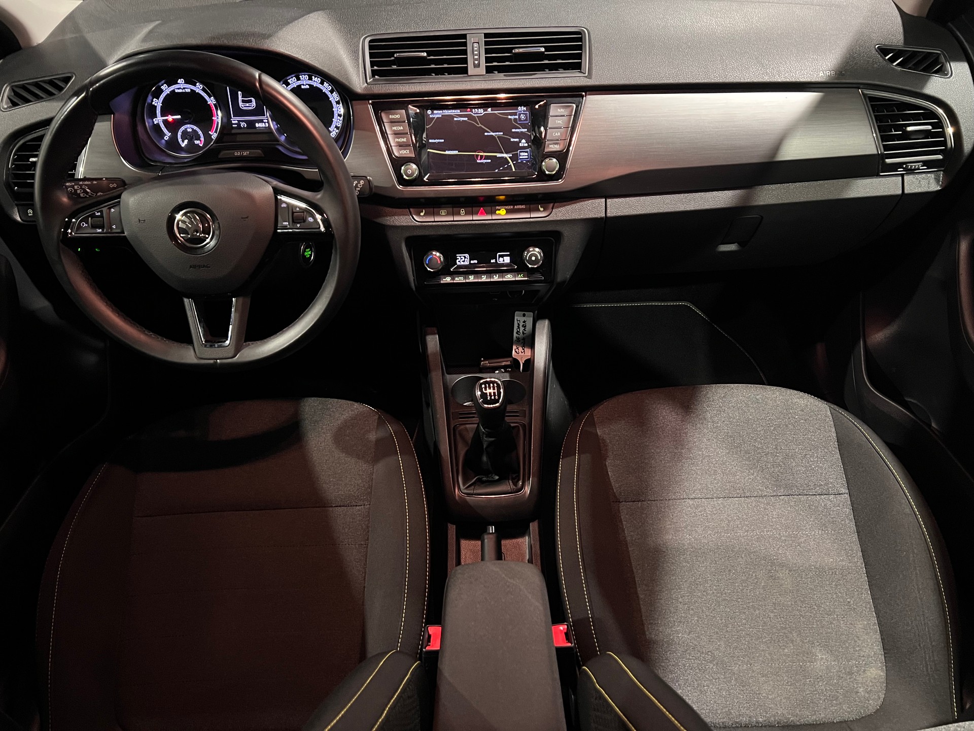 SKODA Fabia 1.0 TSI Drive-image-9