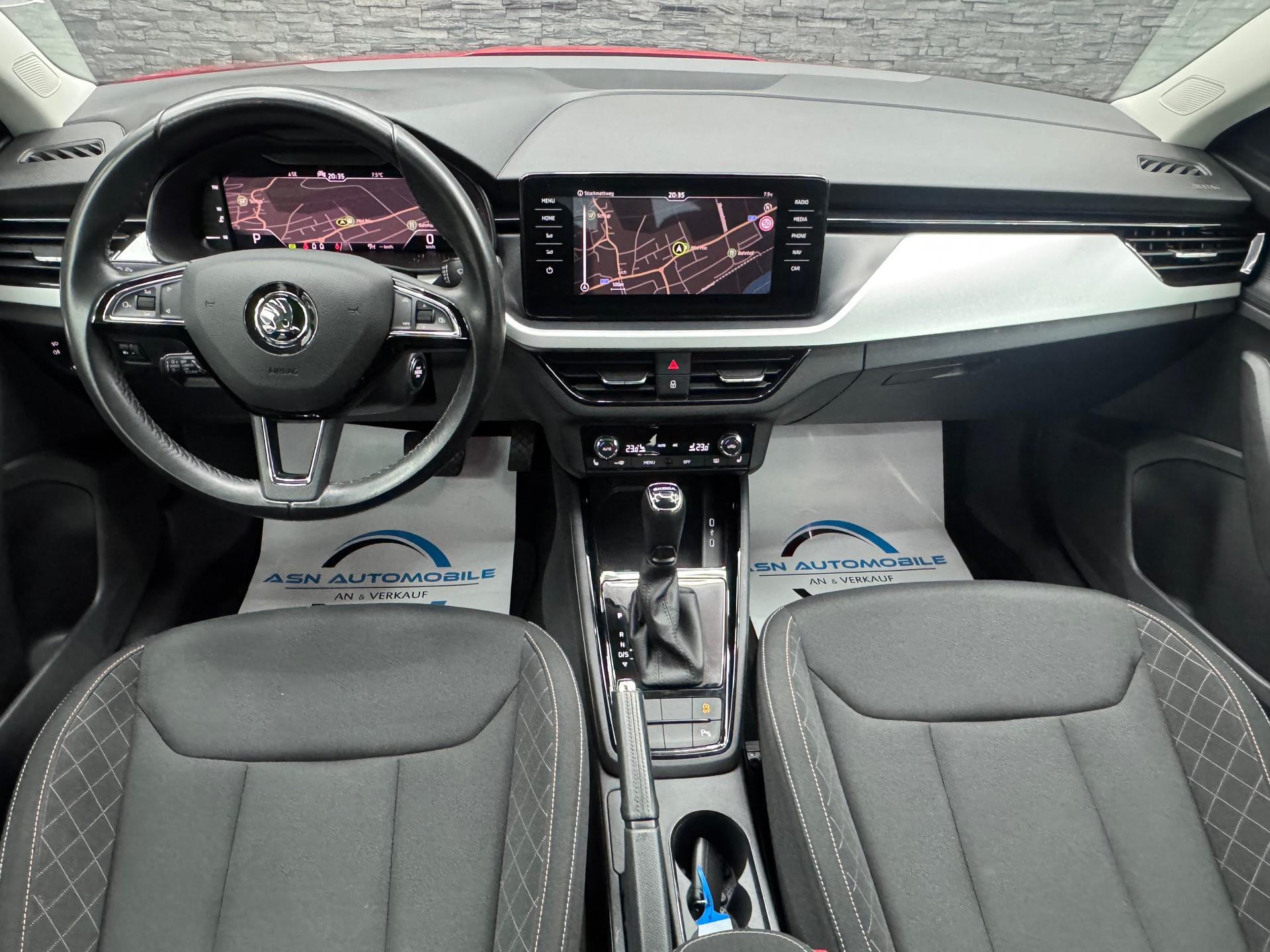 SKODA Scala 1.5 TSI ACT Ambition DSG-image-11