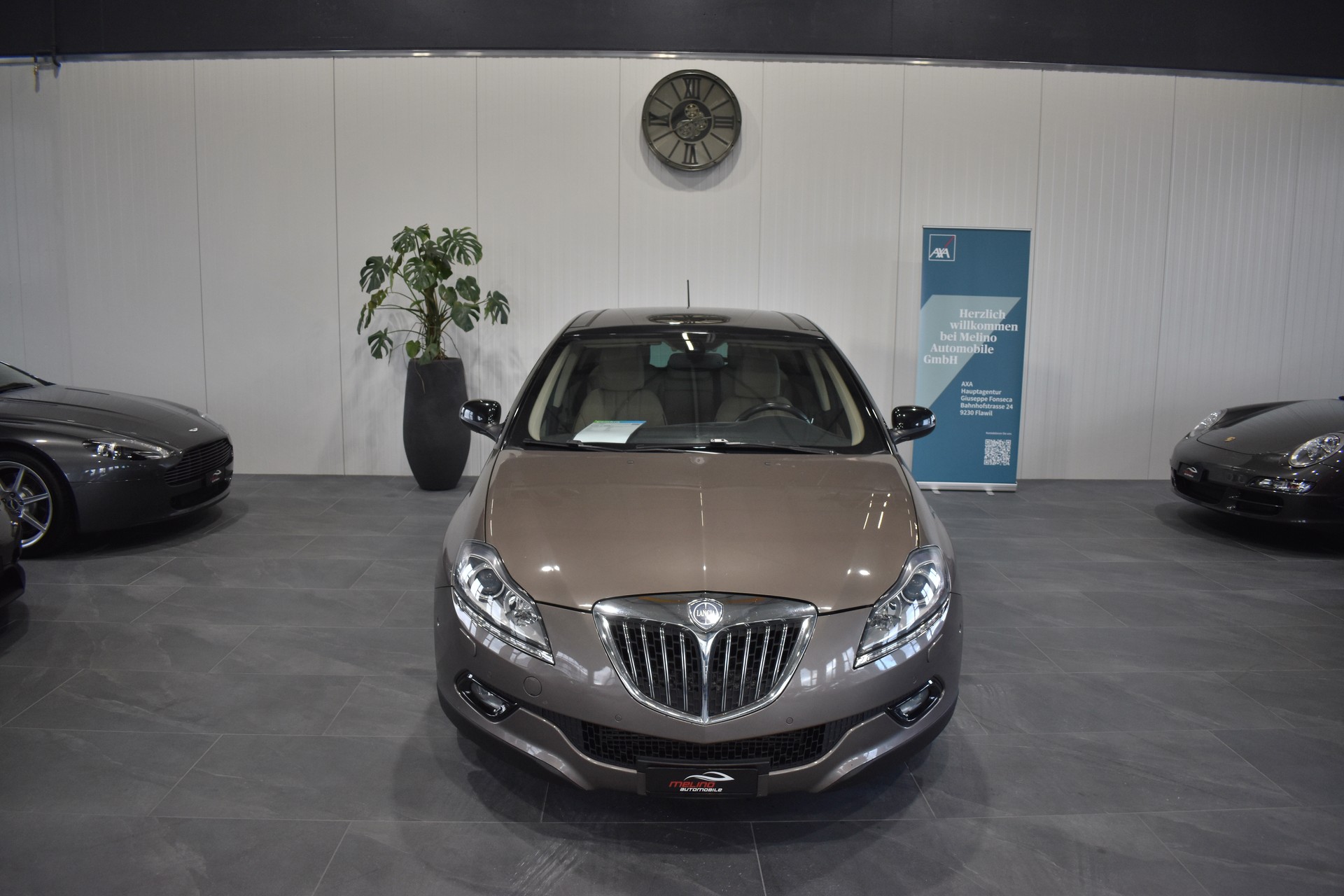 LANCIA Delta 1.8 Turbo-Jet Executive Sportronic-image-2