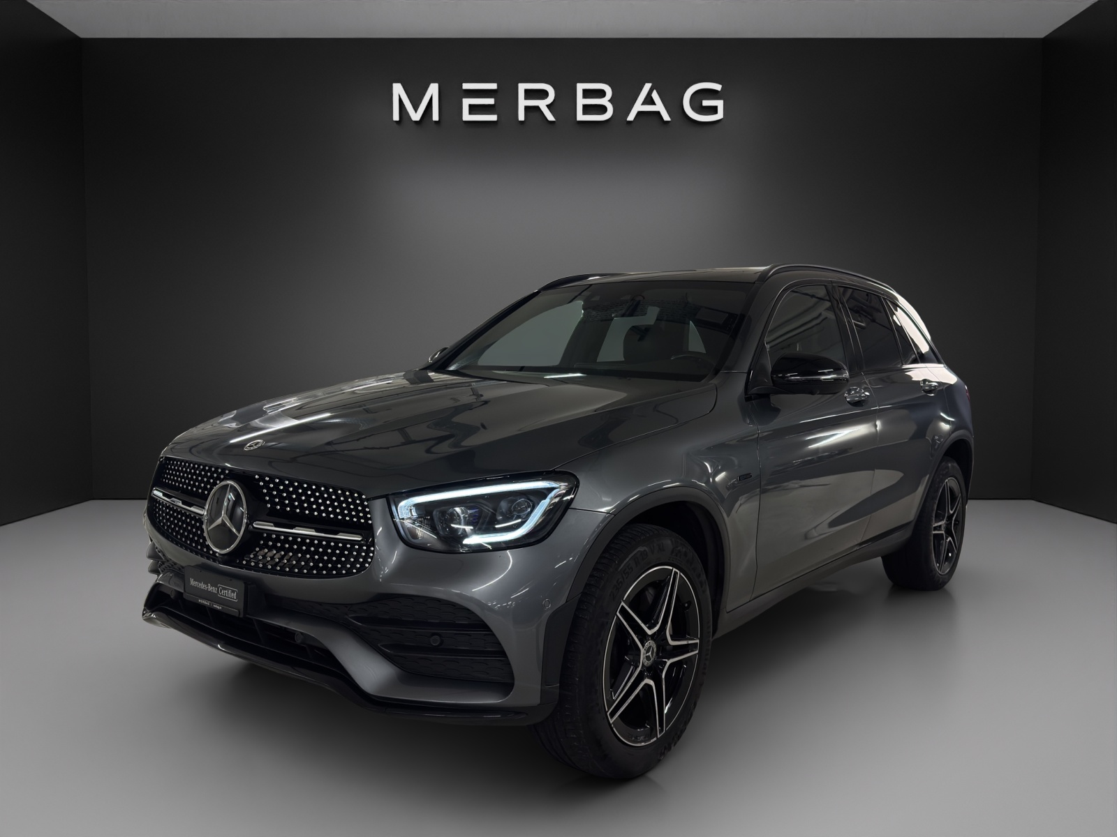 MERCEDES-BENZ GLC 300 de AMG Line 4Matic 9G-Tronic-image-2