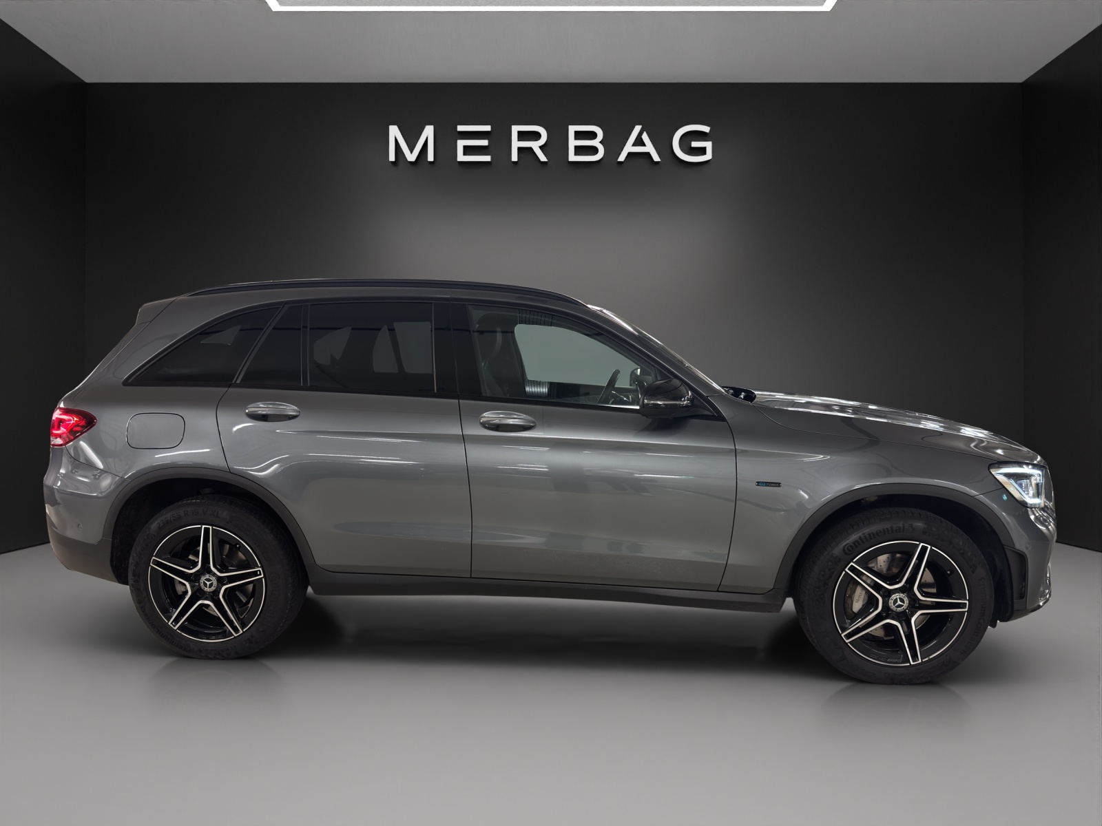 MERCEDES-BENZ GLC 300 de AMG Line 4Matic 9G-Tronic-image-7