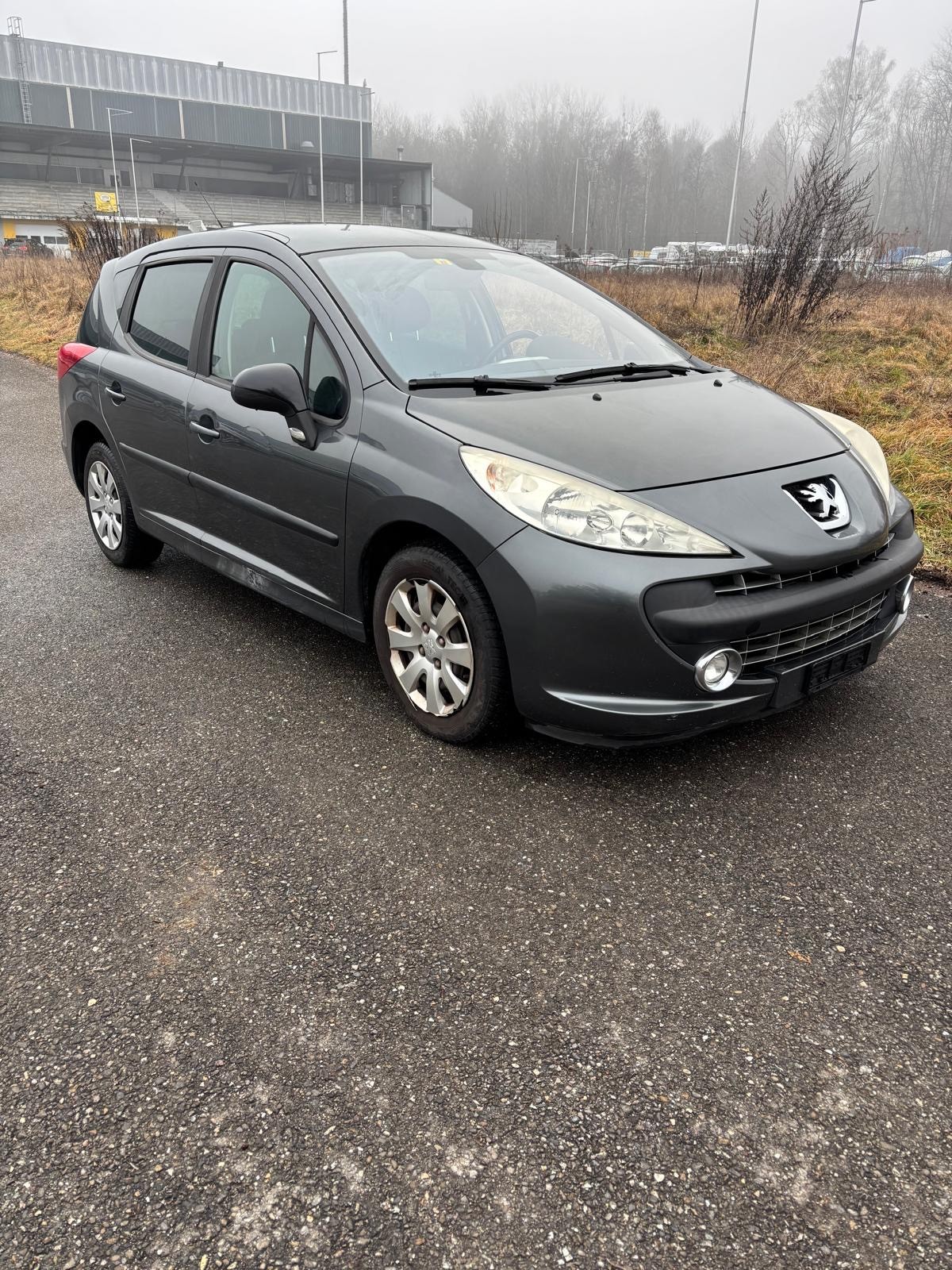 PEUGEOT 207 SW 1.6 16V Sport Automatic-image-0