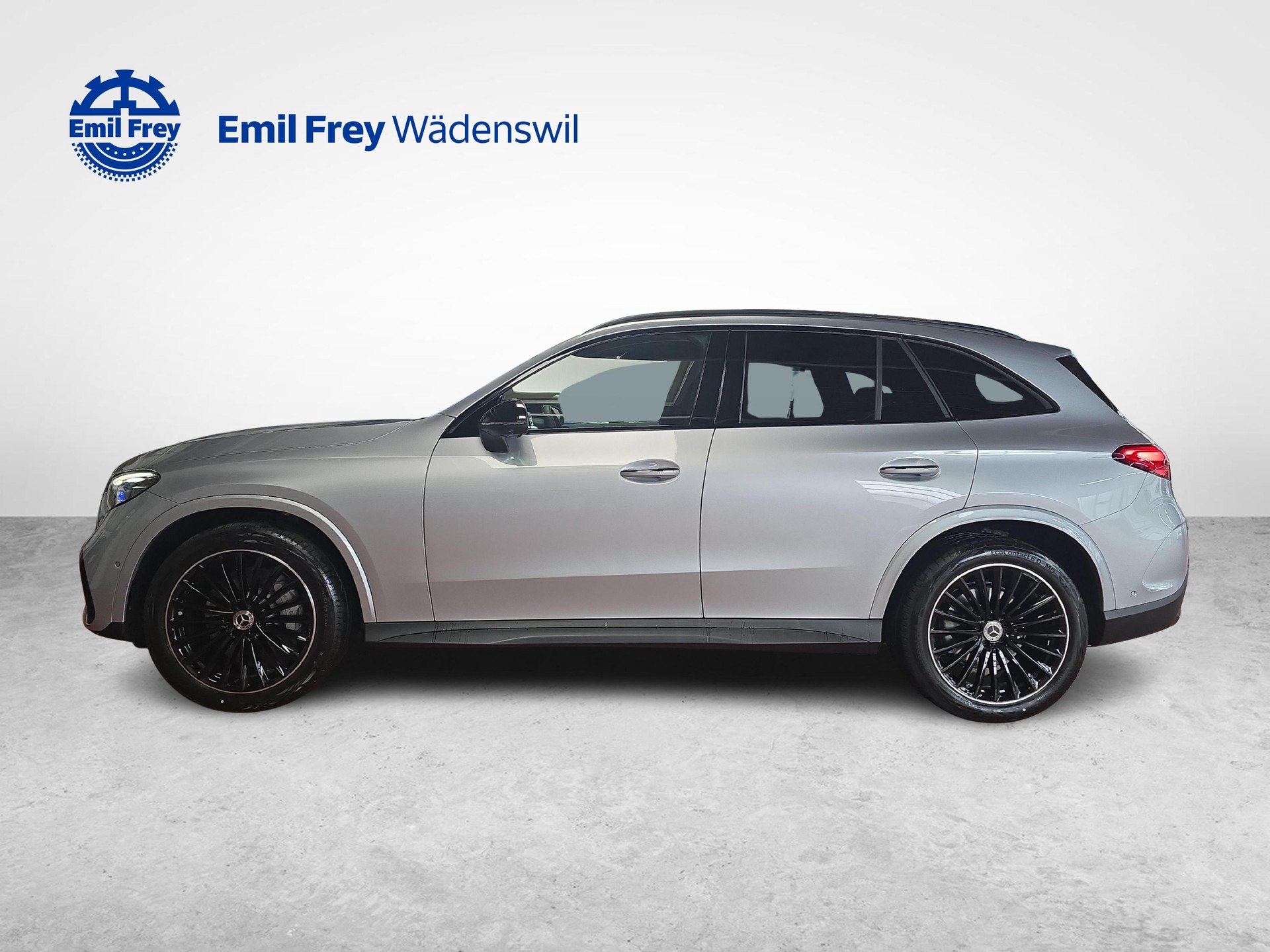 MERCEDES-BENZ GLC 220 d 4MATIC AMG Line-image-1