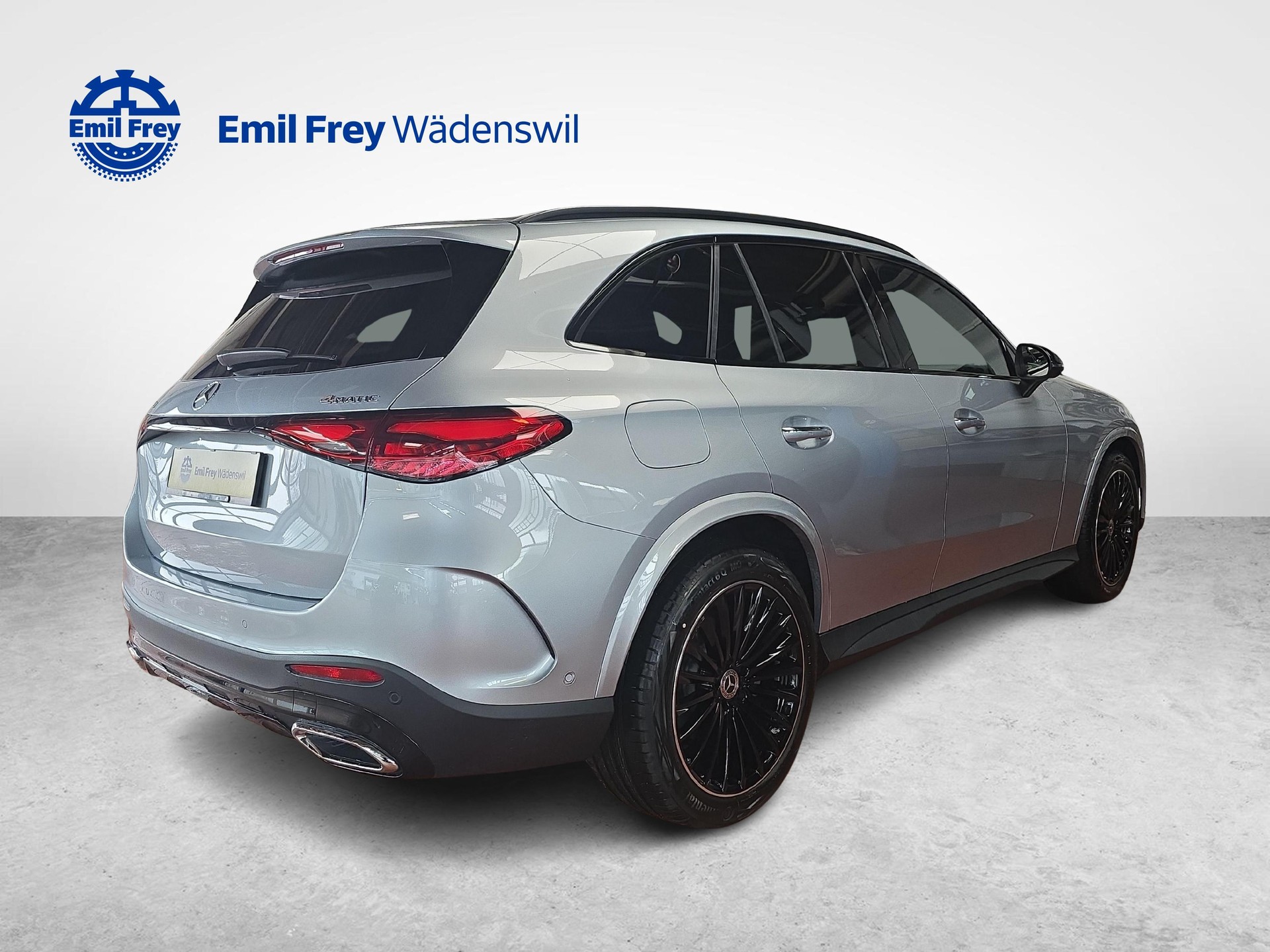 MERCEDES-BENZ GLC 220 d 4MATIC AMG Line-image-3