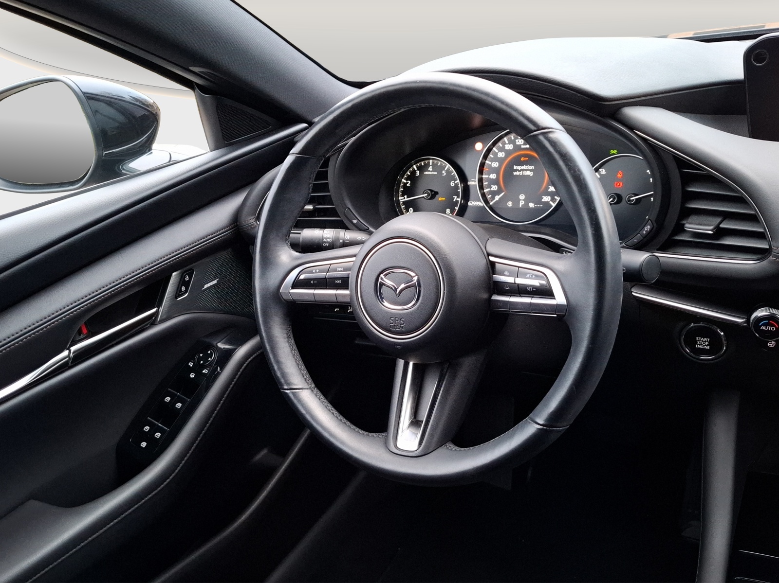 MAZDA 3 Hatchback SKYACTIV-G M Hybrid 122 Revolution Automat // CH Fahrzeug // 8-fach Aluminiumbereift // Bremsen hinten komplett NEU-image-15