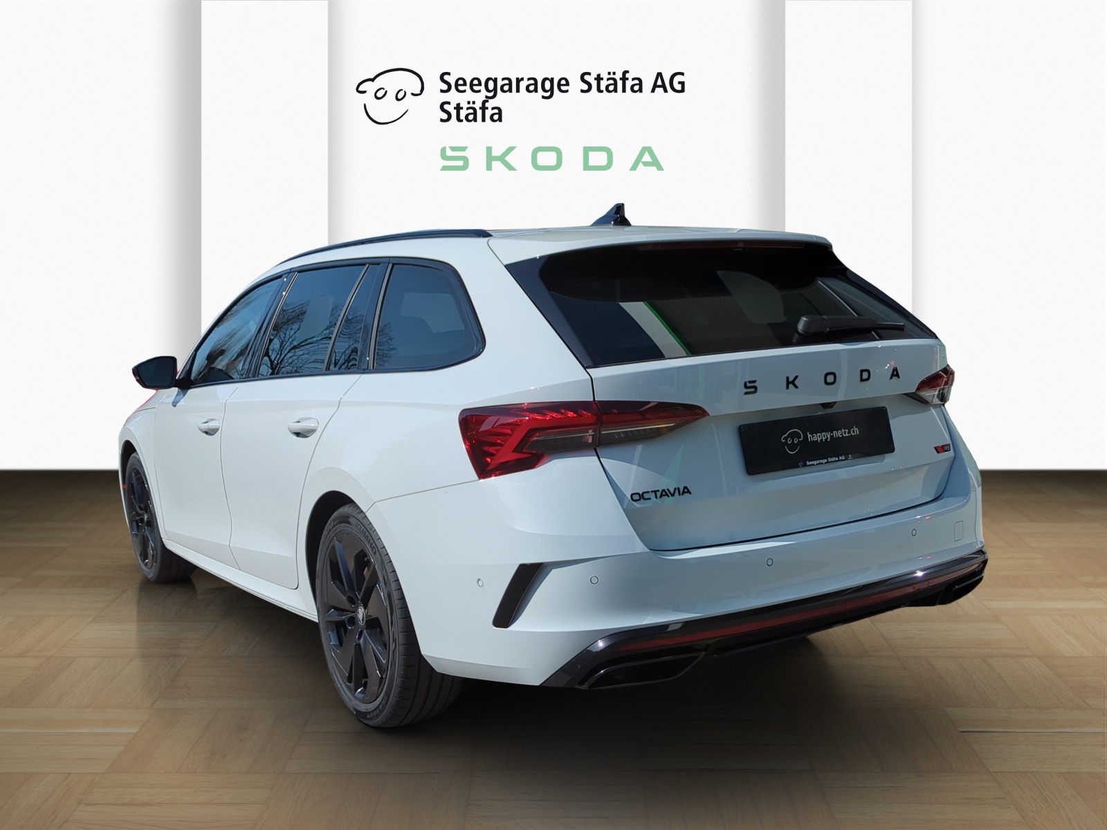 SKODA Octavia Combi 2.0 TSI DSG RS-image-2