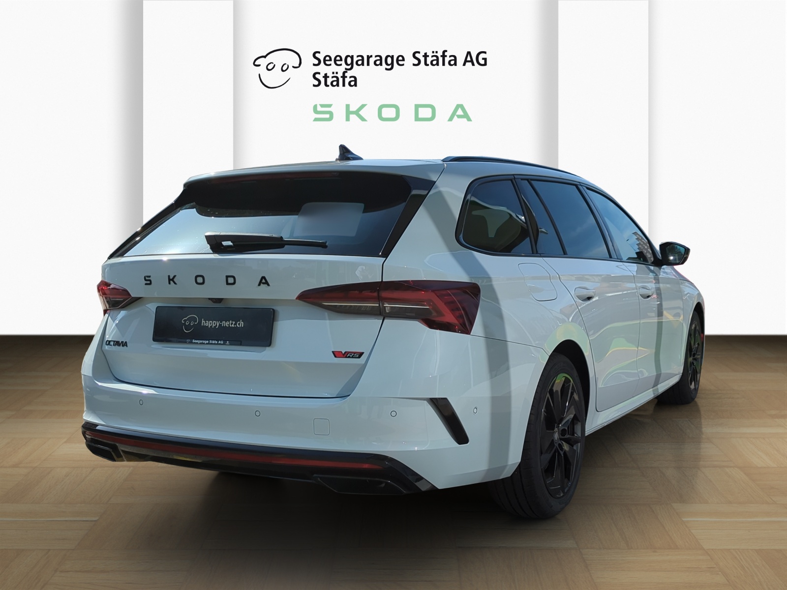 SKODA Octavia Combi 2.0 TSI DSG RS-image-4