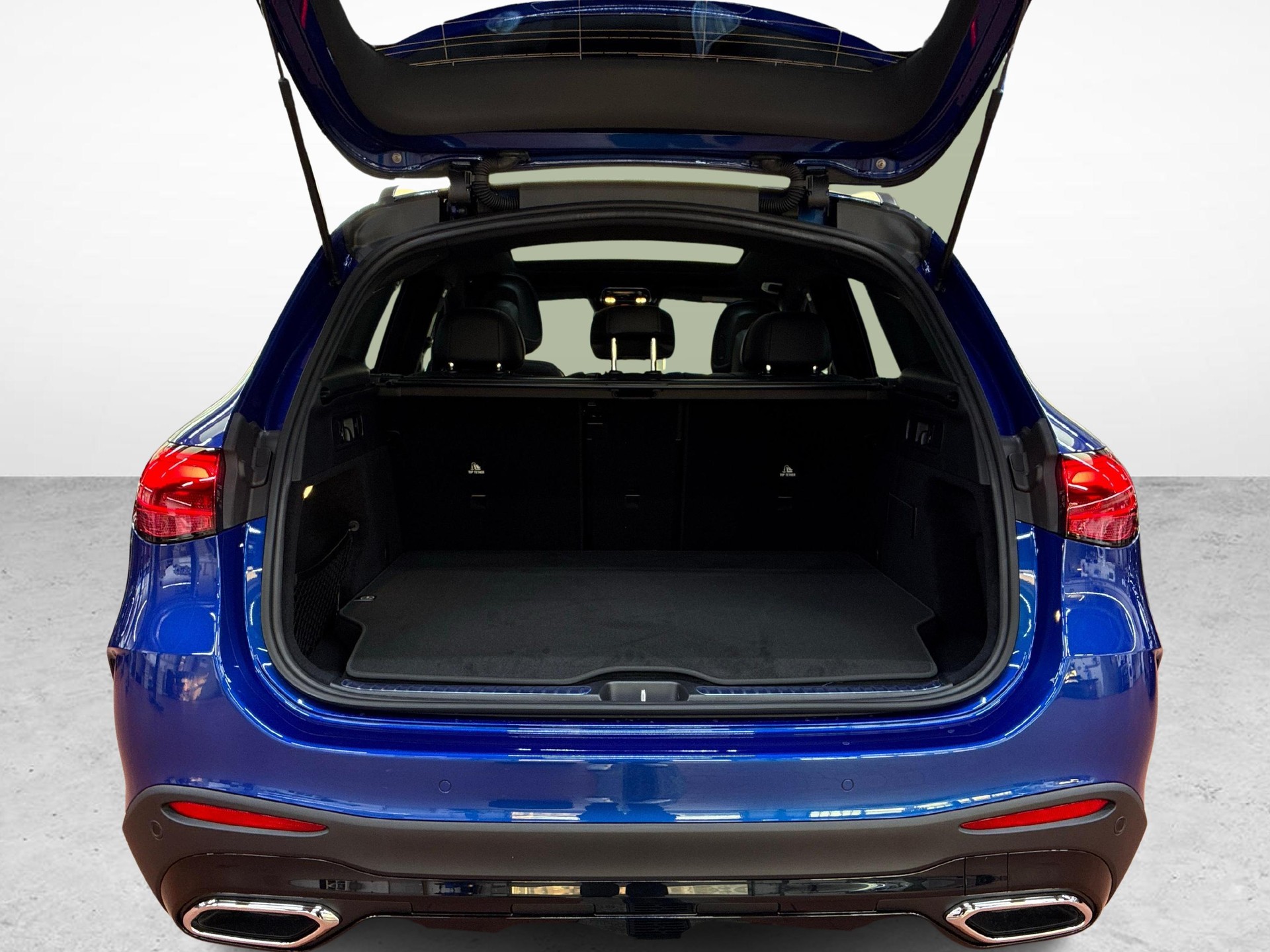 MERCEDES-BENZ GLC 400 e 4MATIC EQ Star AMG Line-image-12