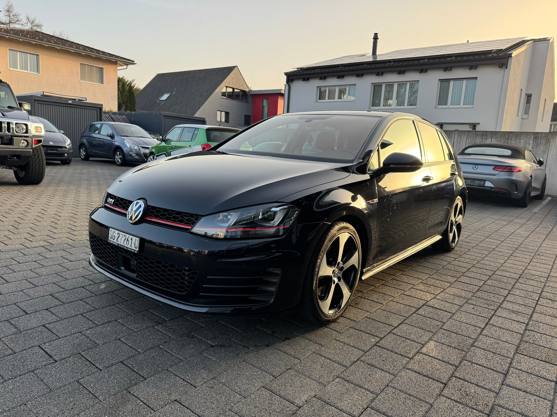 VW Golf 2.0 TSI GTI-image-2