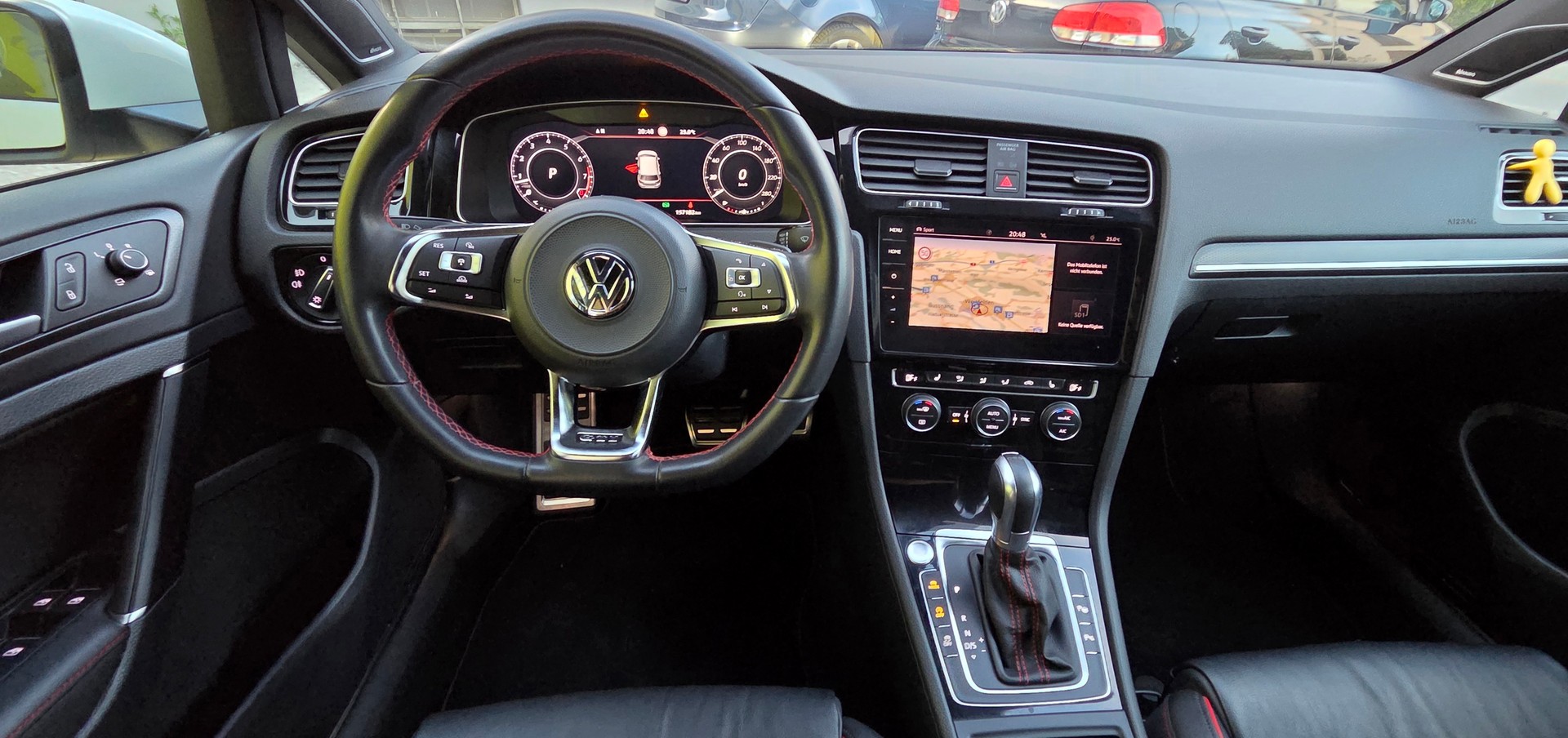 VW Golf 2.0 TSI GTI DSG-image-8