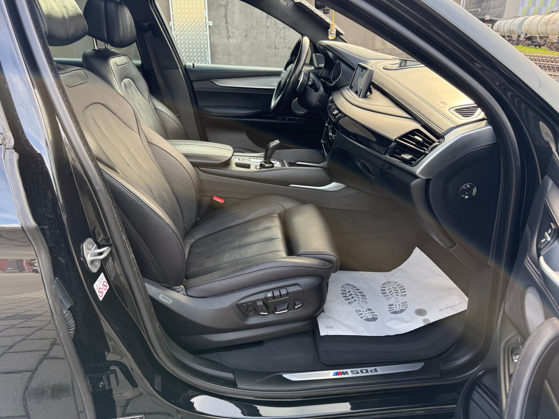 BMW X6 M50d Pure M Sport Plus Steptronic-image-13