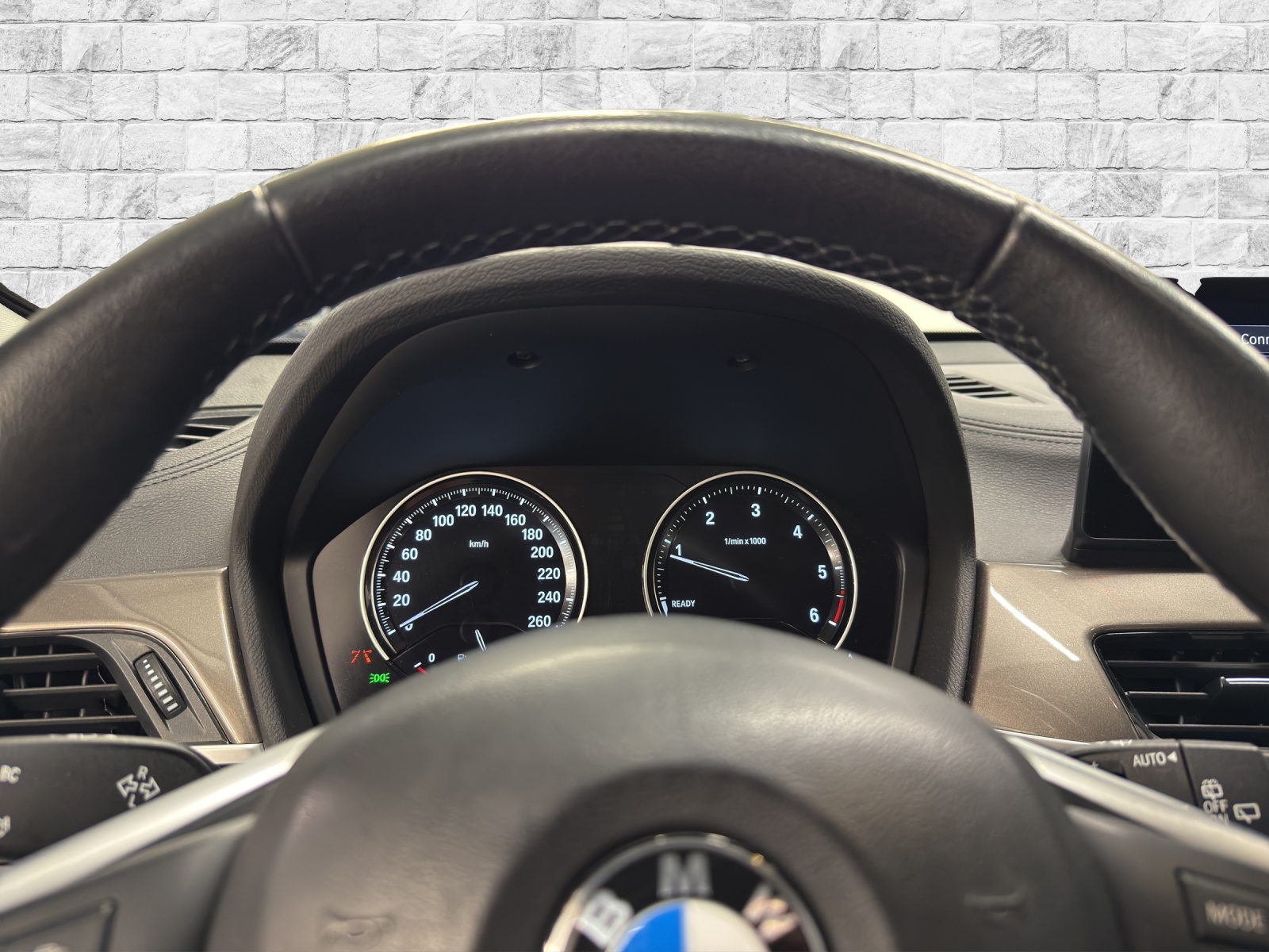 BMW X1 xDrive 20d xLine-image-12