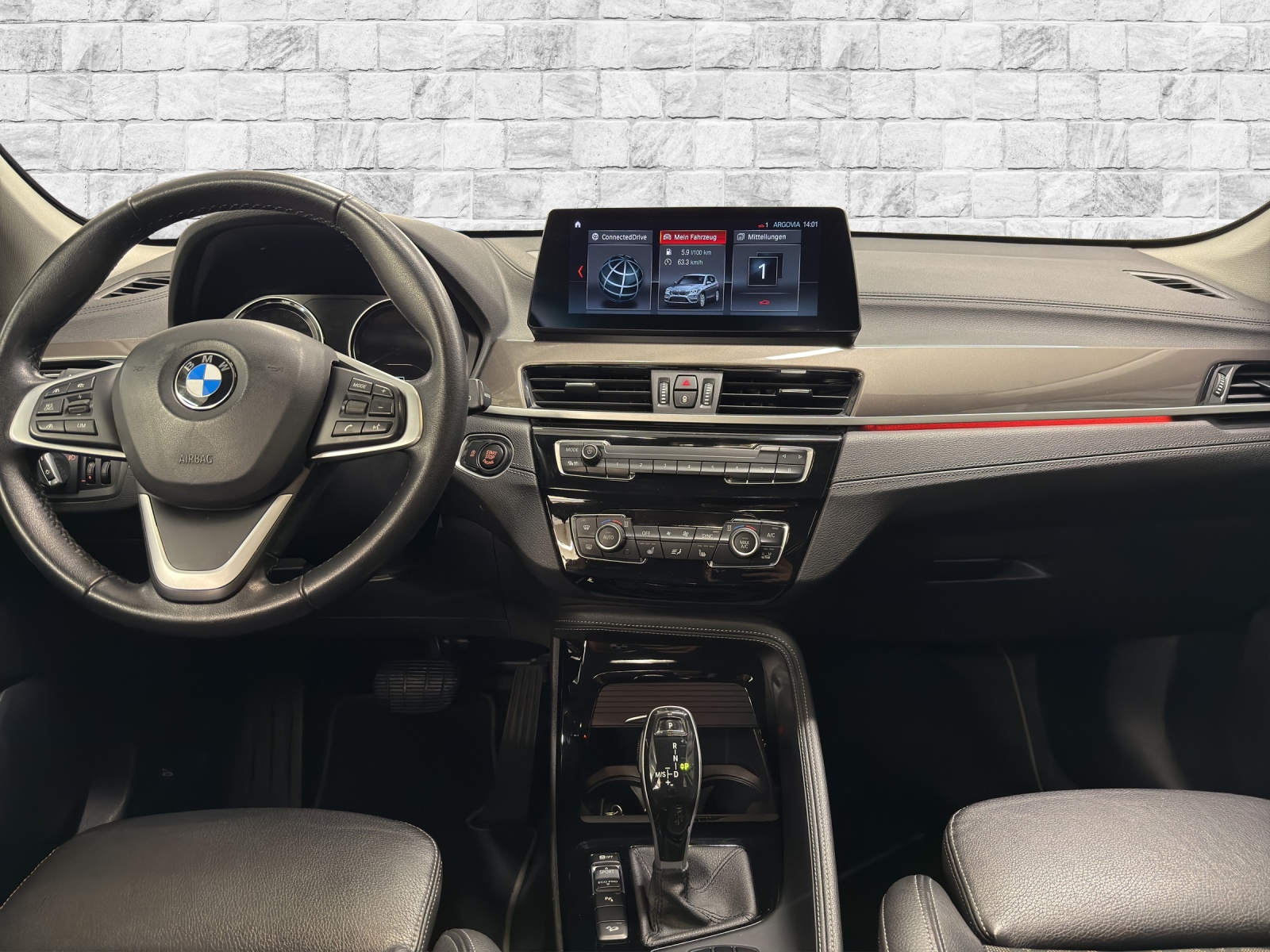 BMW X1 xDrive 20d xLine-image-6