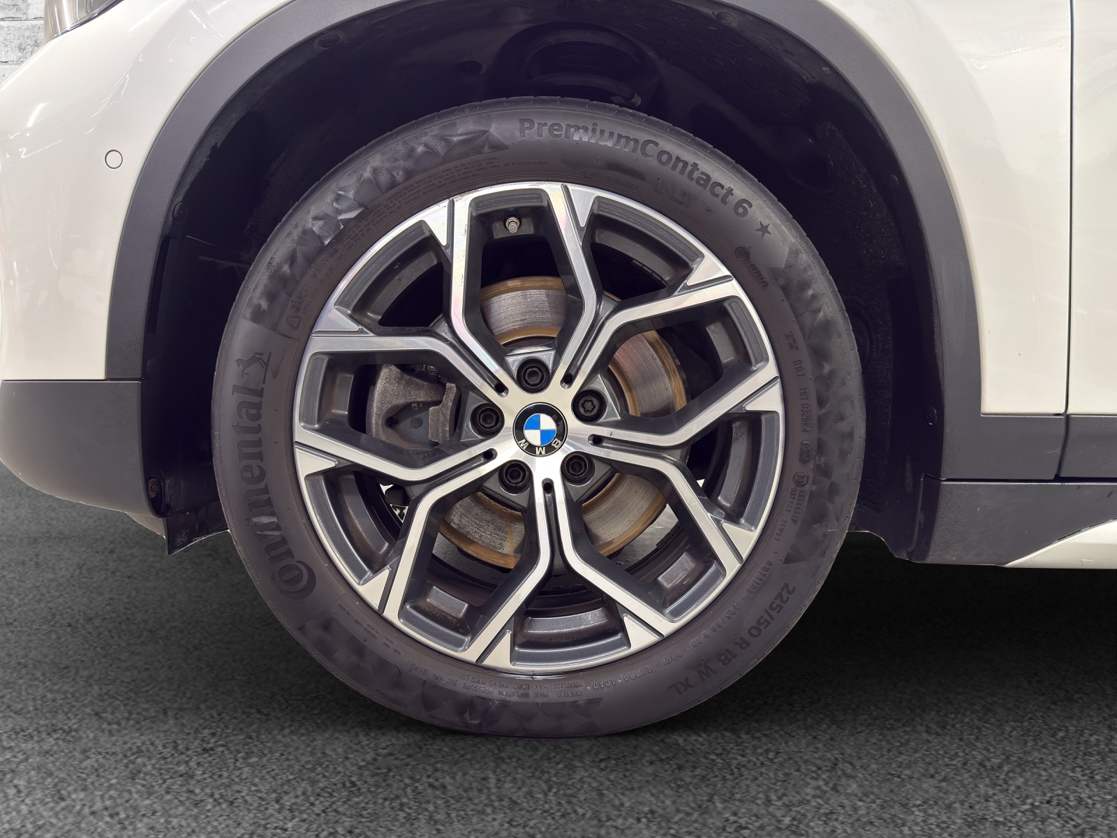 BMW X1 xDrive 20d xLine-image-7