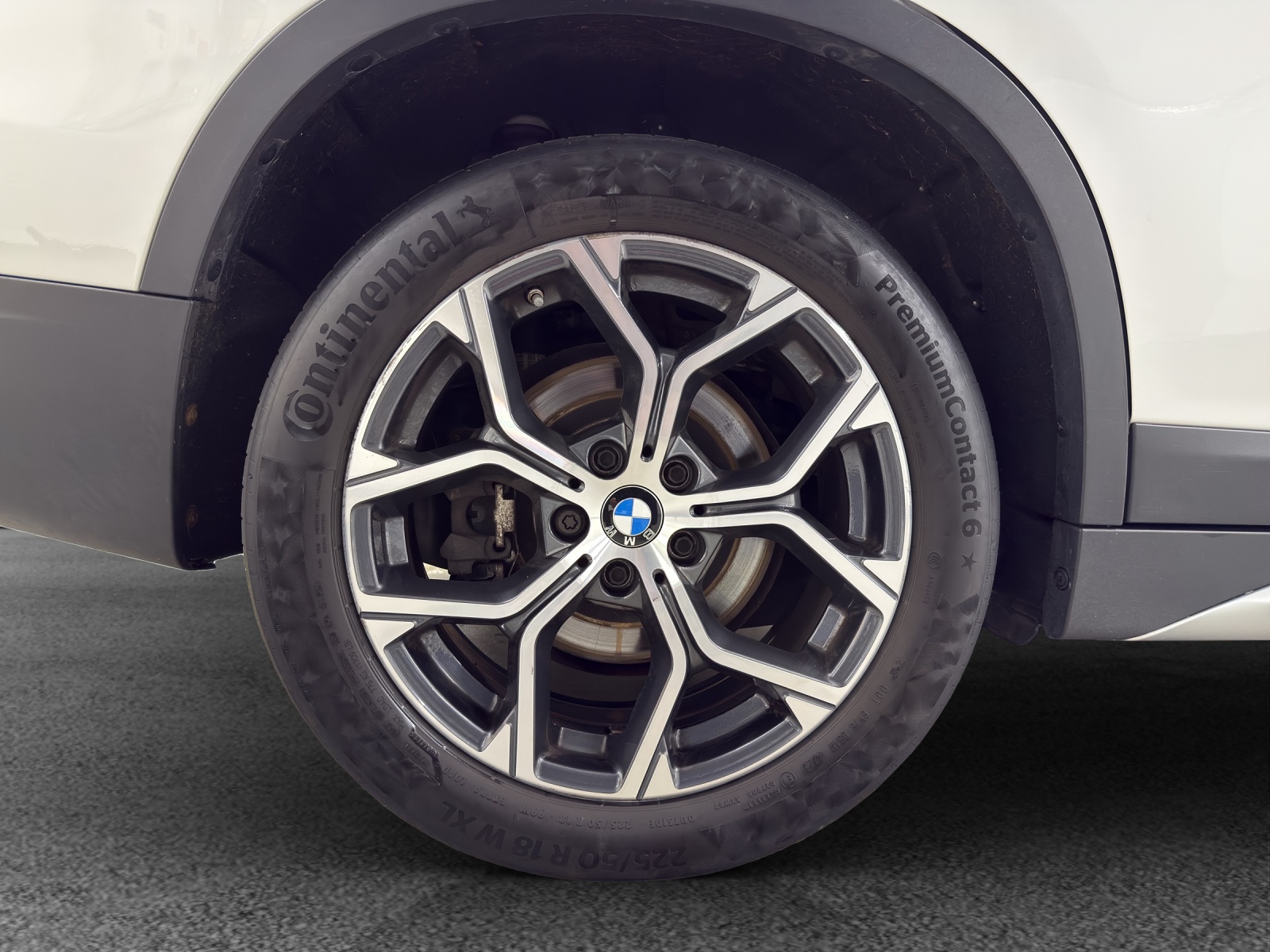 BMW X1 xDrive 20d xLine-image-9